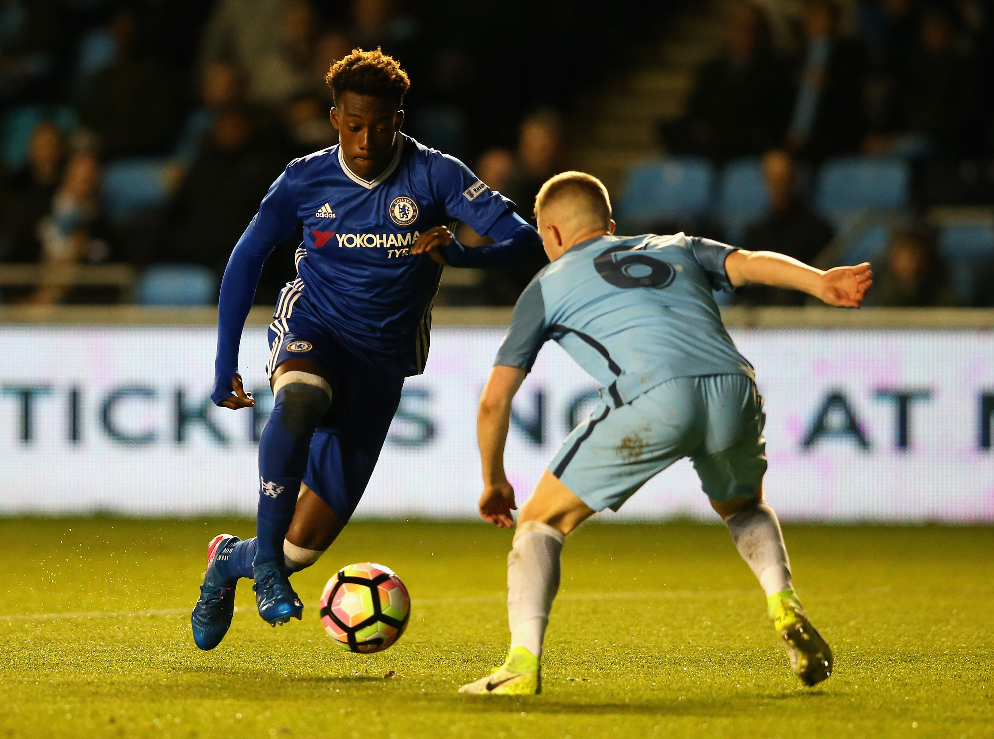 MANCHESTER, ENGLAND - APRIL 18: Callum Hudson-Odoi of Chelsea attempts to take the ball past Jacob Davenport of Manchester City during the FA Youth Cup Final First Leg match between Manchester City and Chelsea at The Academy Stadium on April 18, 2017 in Manchester, England.  (Photo by Alex Livesey/Getty Images)