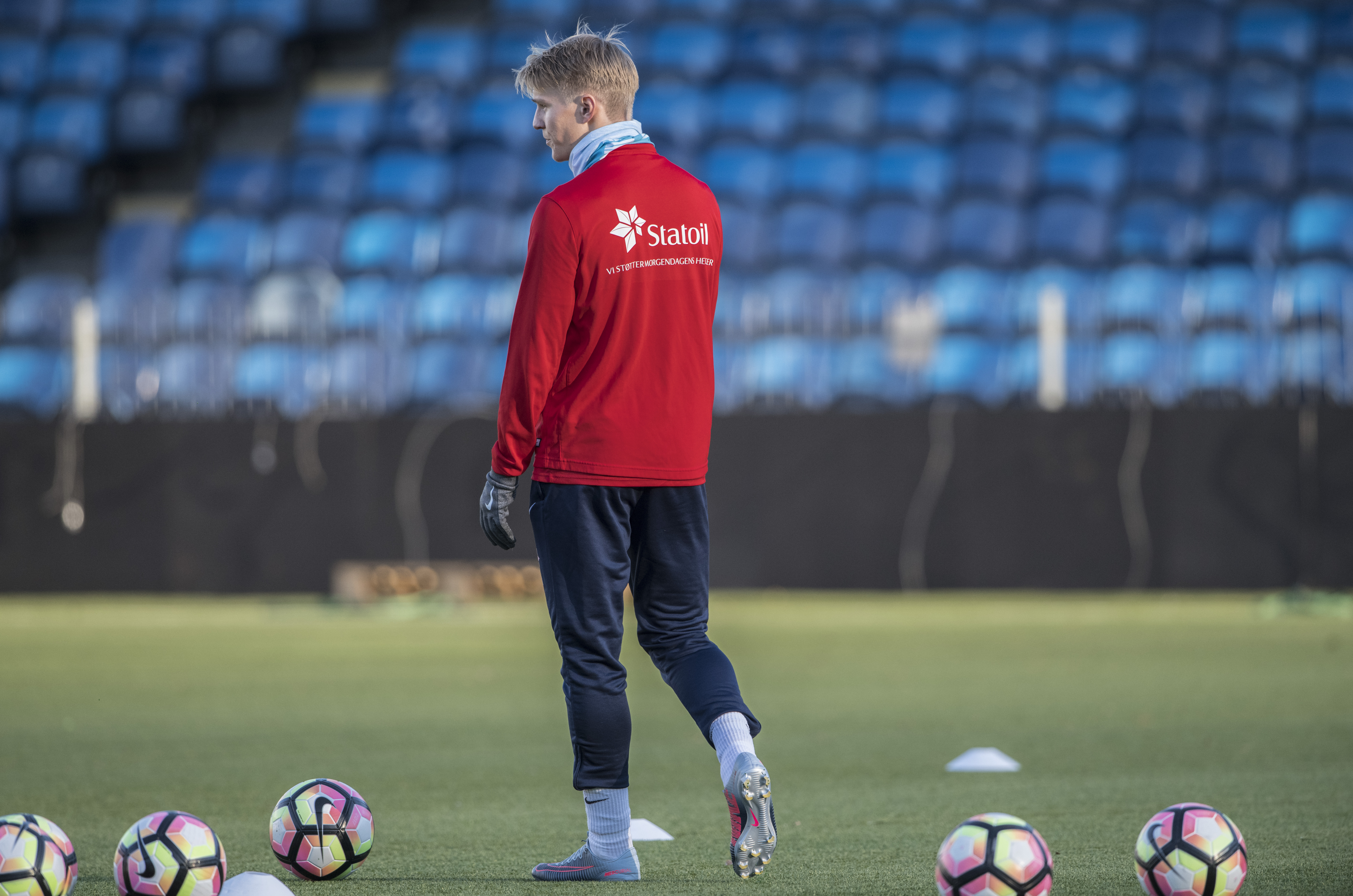 DRAMMEN, NORWAY - OCTOBER 09: Martin Odegaard of Norway during training at Marienlyst Stadion  on October 9, 2017 in Drammen, Norway. (Photo by Trond Tandberg/Getty Images)