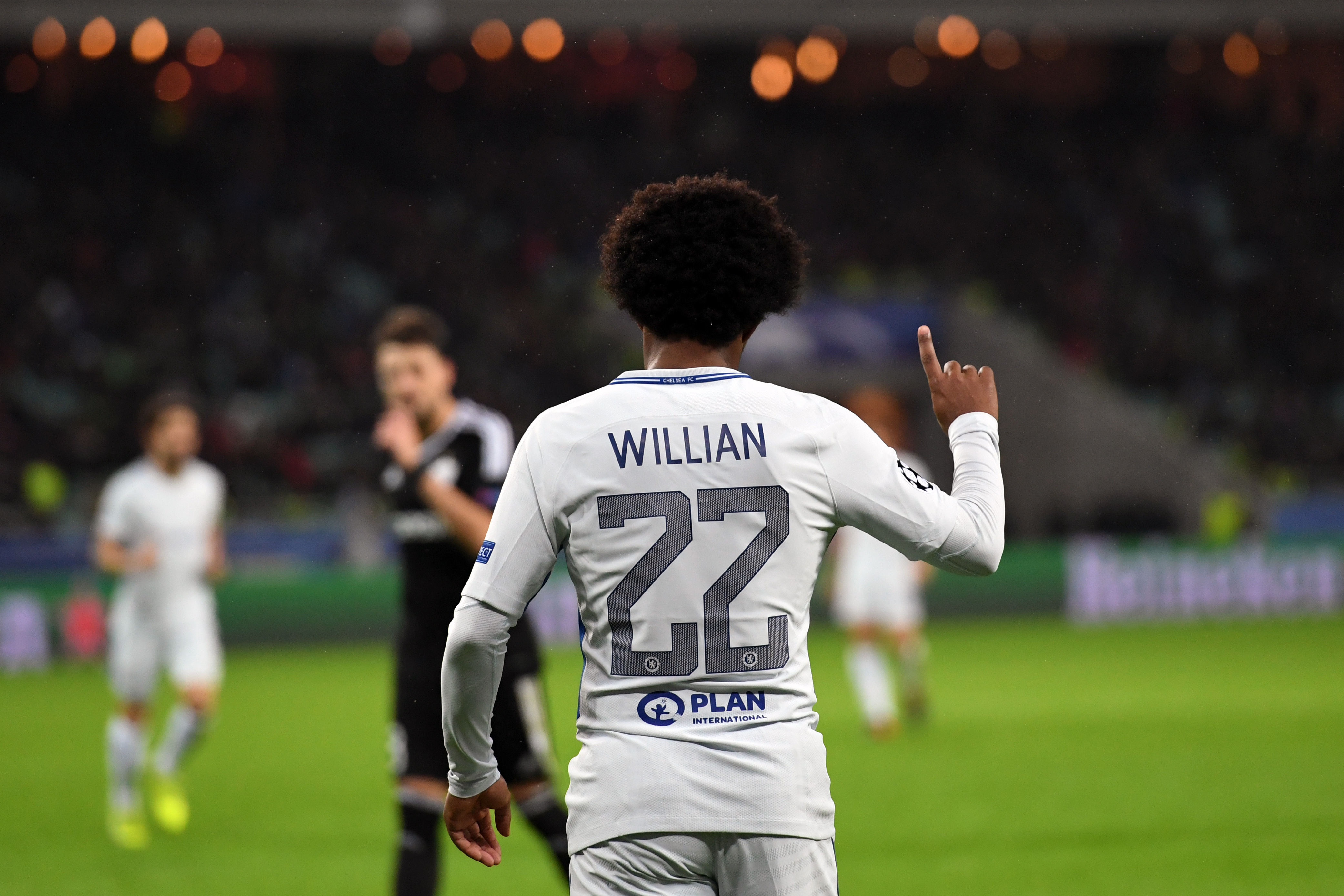 Chelsea's midfielder from Brazil Willian gestures during the UEFA Champions League Group C football match between Qarabag FK and Chelsea FC in Baku on November 22, 2017. / AFP PHOTO / Kirill KUDRYAVTSEV        (Photo credit should read KIRILL KUDRYAVTSEV/AFP/Getty Images)