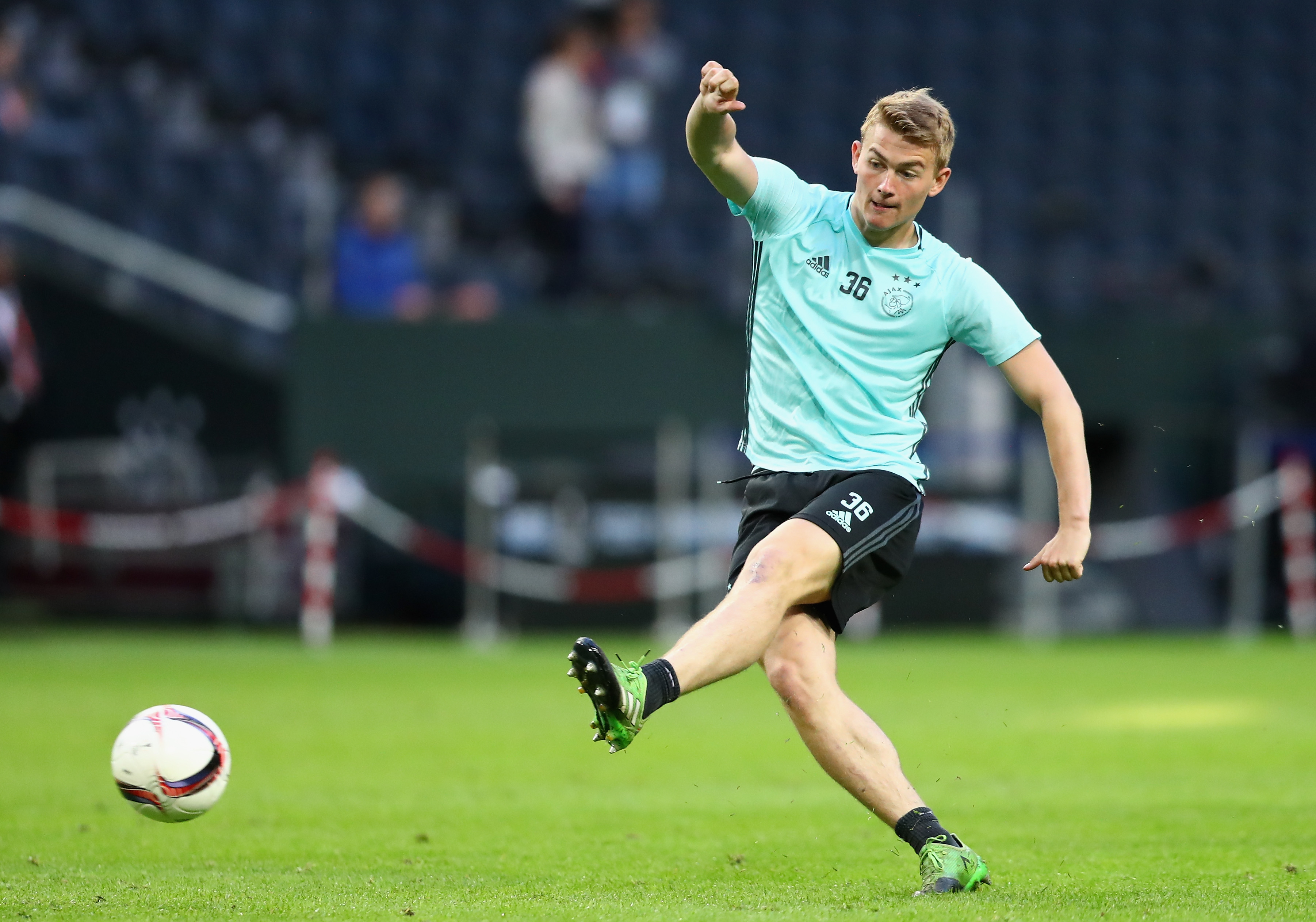 STOCKHOLM, SWEDEN - MAY 23: Matthijs de Ligt of Ajax shoots during a training session at The Friends Arena ahead of the UEFA Europa League Final between Ajax and Manchester United at Friends Arena on May 23, 2017 in Stockholm, Sweden.  (Photo by Dean Mouhtaropoulos/Getty Images)