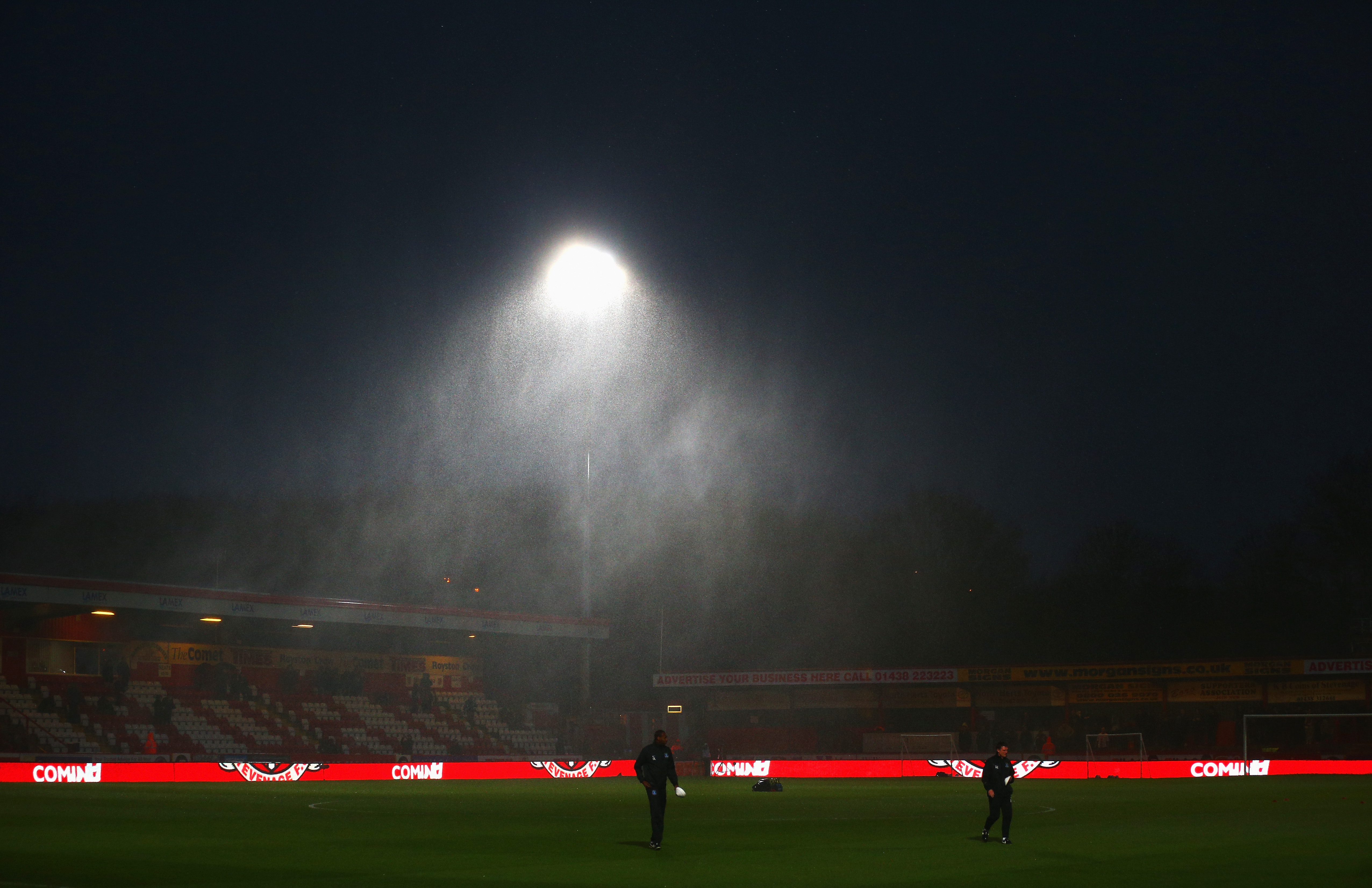 STEVENAGE, ENGLAND - JANUARY 25: Rain and hail falls prior to the Budweiser FA Cup fourth round match between Stevenage and Everton at the Lamex Stadium on January 25, 2014 in Stevenage, England.  (Photo by Paul Gilham/Getty Images)