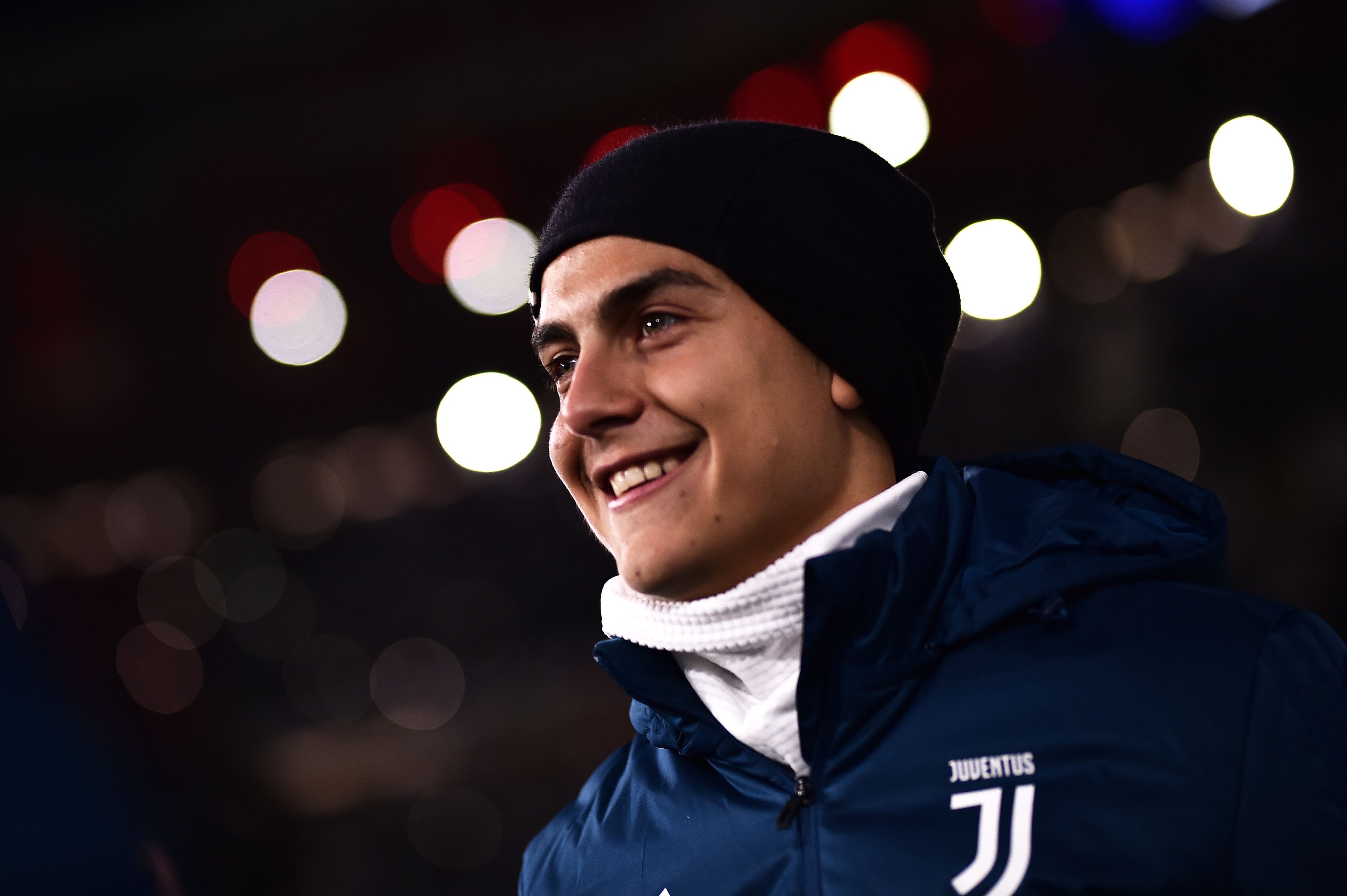 Juventus' Argentinian forward Paulo Dybala looks on during the Italian Serie A football match Juventus vs Inter Milan on December 9, 2017 at the Allianz stadium in Turin. / AFP PHOTO / MARCO BERTORELLO        (Photo credit should read MARCO BERTORELLO/AFP/Getty Images)