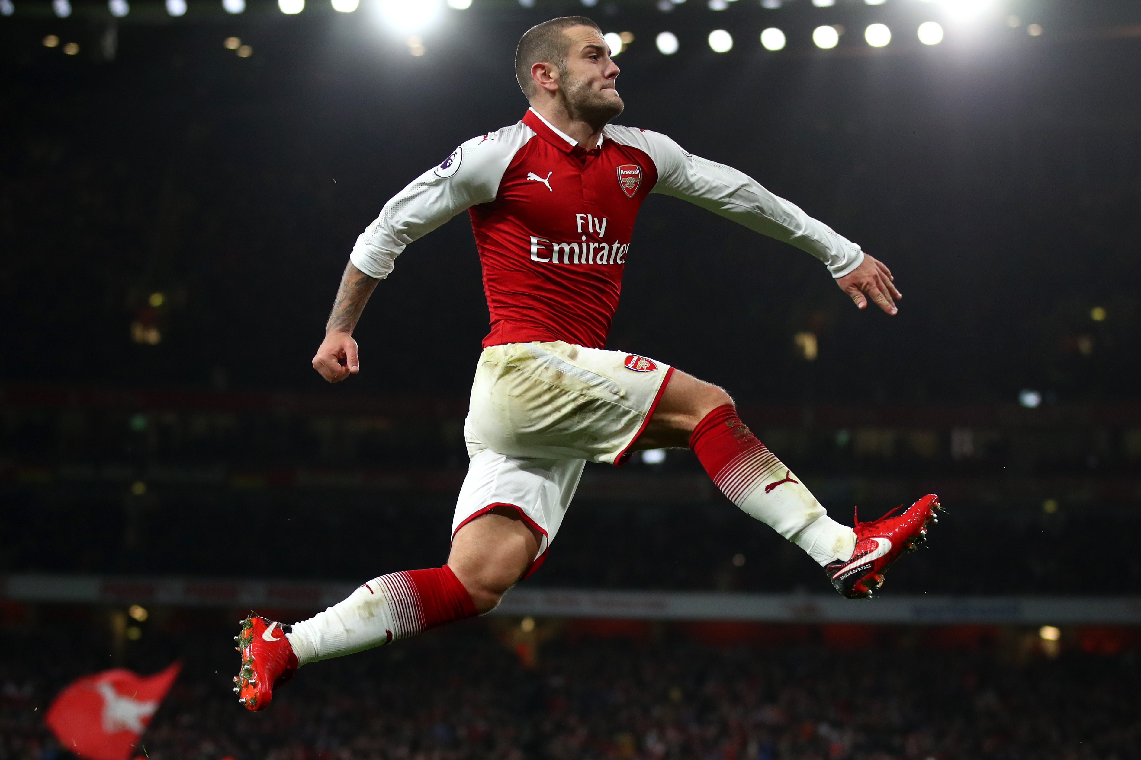 LONDON, ENGLAND - JANUARY 03:  Jack Wilshere of Arsenal celebrates after scoring his sides first goal during the Premier League match between Arsenal and Chelsea at Emirates Stadium on January 3, 2018 in London, England.  (Photo by Julian Finney/Getty Images)