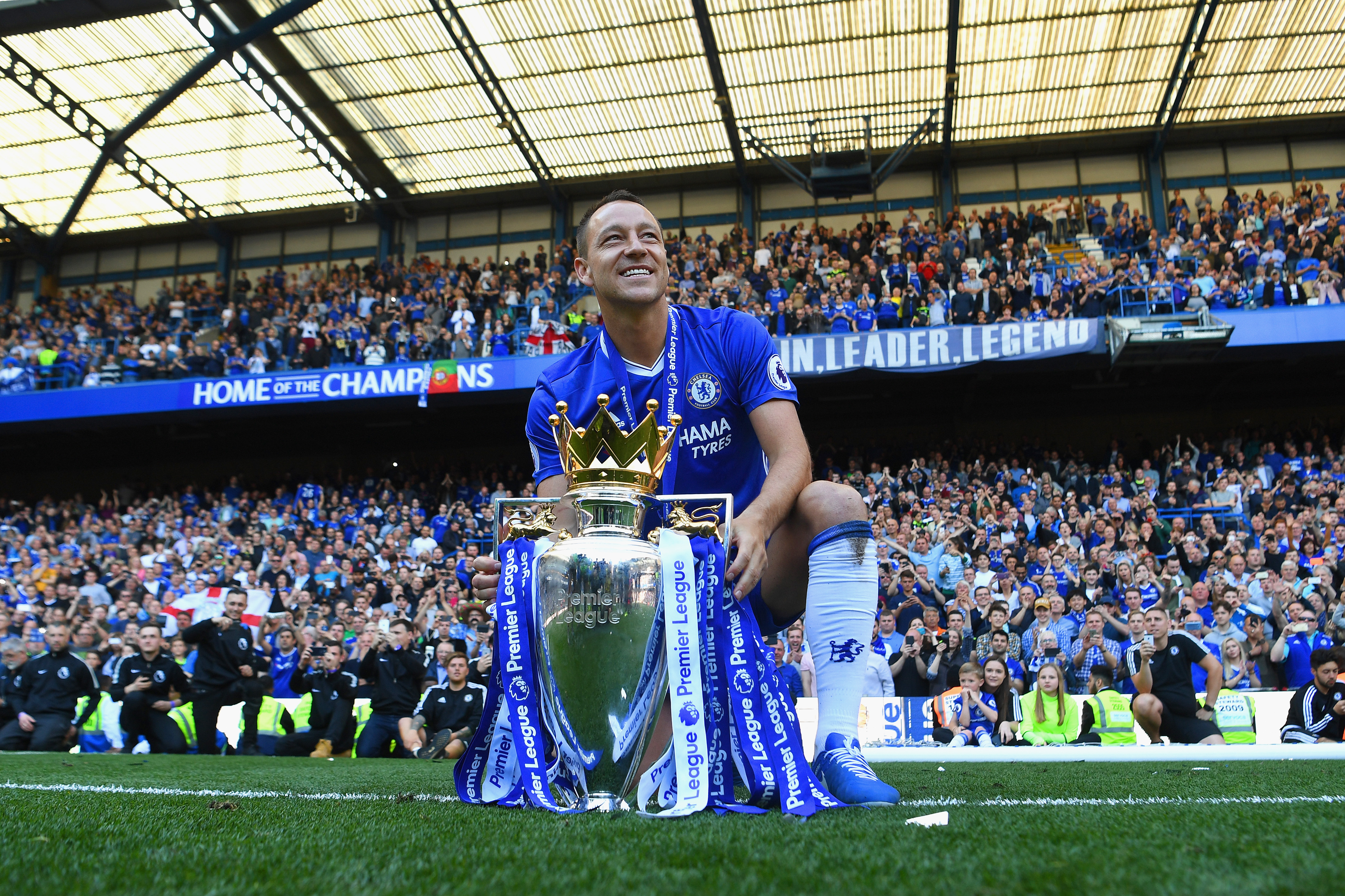 LONDON, ENGLAND - MAY 21:  John Terry of Chelsea poses with the Premier League Trophy after the Premier League match between Chelsea and Sunderland at Stamford Bridge on May 21, 2017 in London, England.  (Photo by Michael Regan/Getty Images)