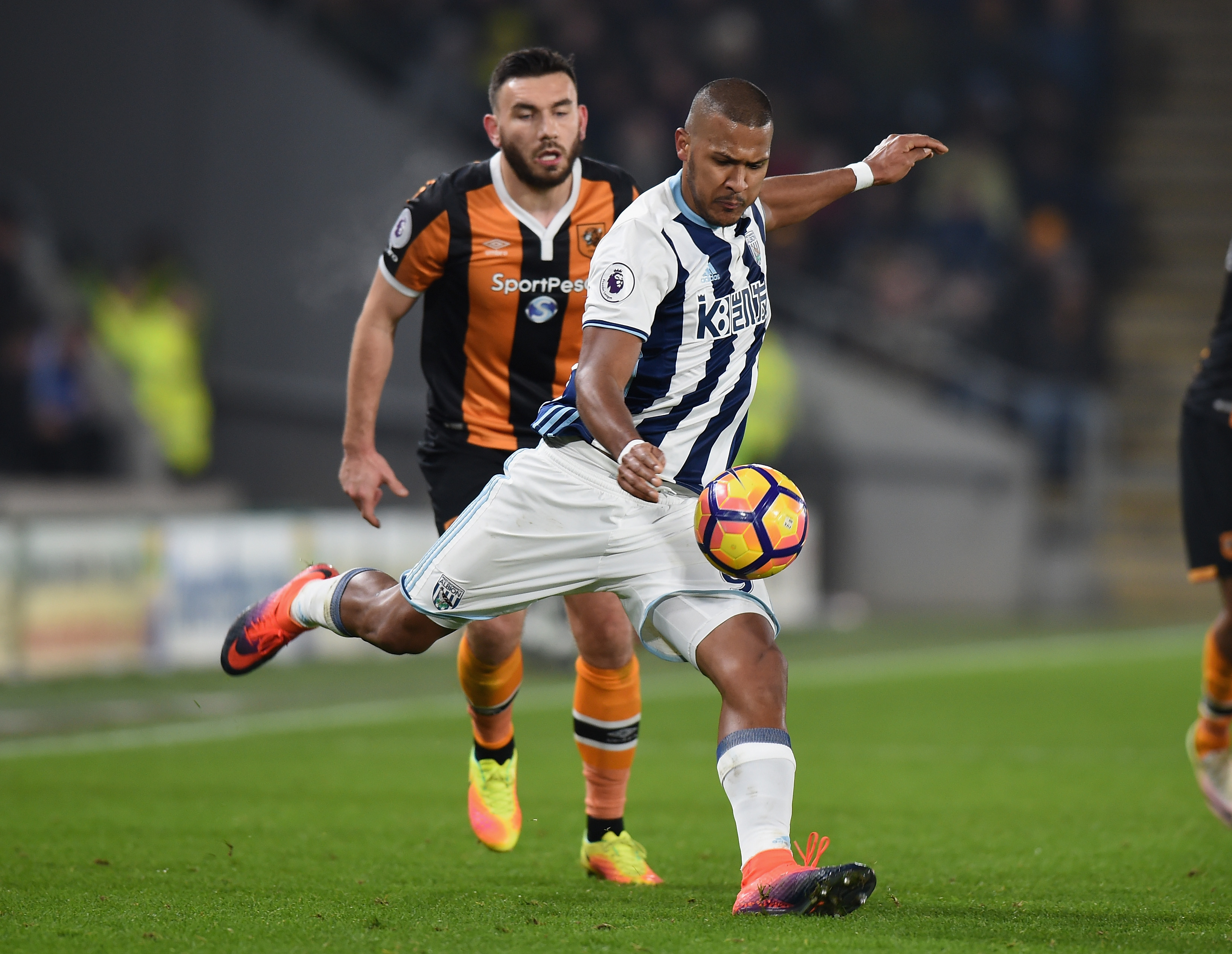 HULL, ENGLAND - NOVEMBER 26: Solomon Rondon of  West Bromwich Albion during the Premier League match between Hull City and West Bromwich Albion at KCOM Stadium on November 26, 2016 in Hull, England.  (Photo by Tony Marshall/Getty Images)