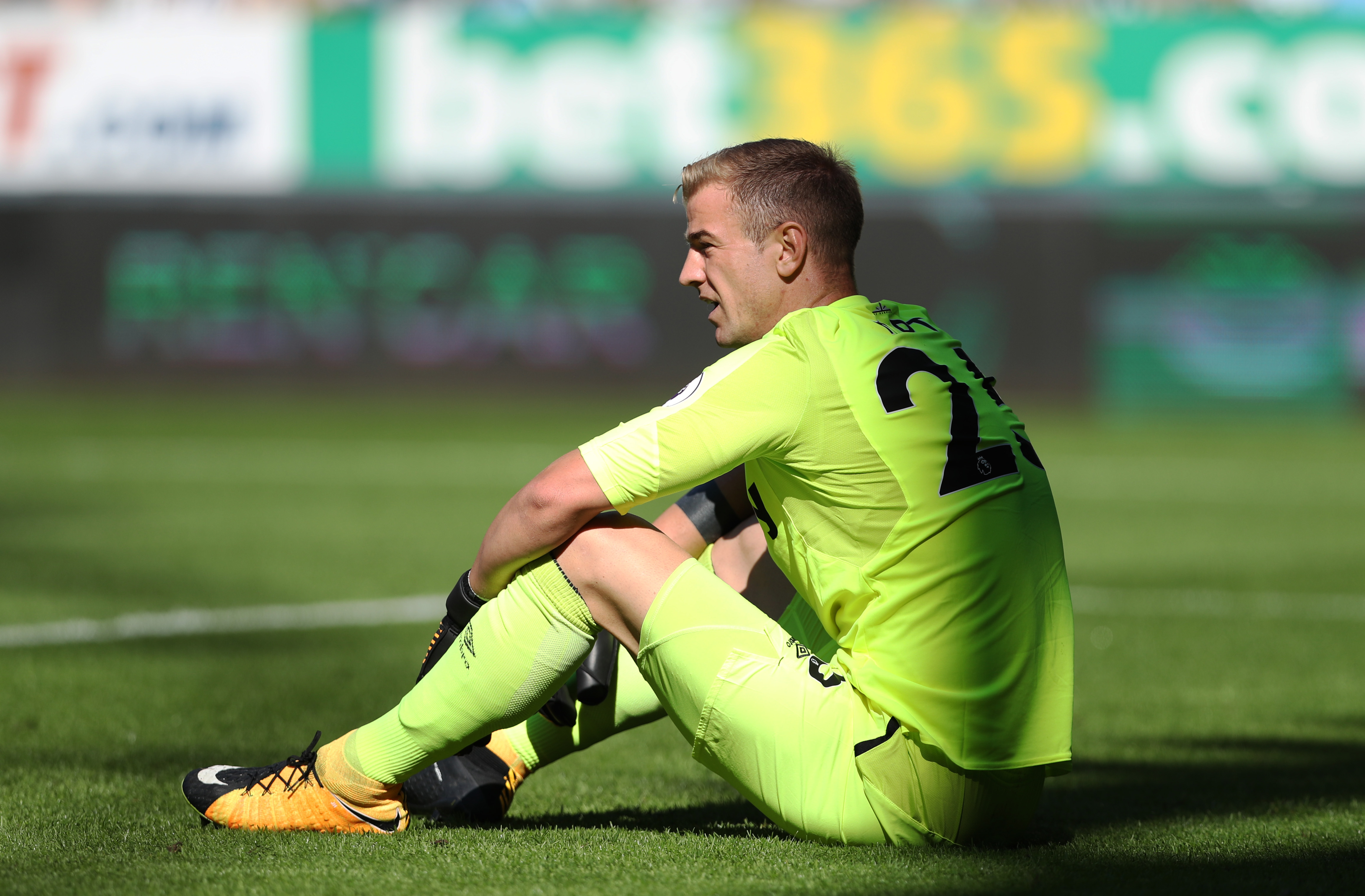 NEWCASTLE UPON TYNE, ENGLAND - AUGUST 26:  Joe Hart of West Ham United looks on during the Premier League match between Newcastle United and West Ham United at St. James Park on August 26, 2017 in Newcastle upon Tyne, England. (Photo by Ian MacNicol/Getty Images)