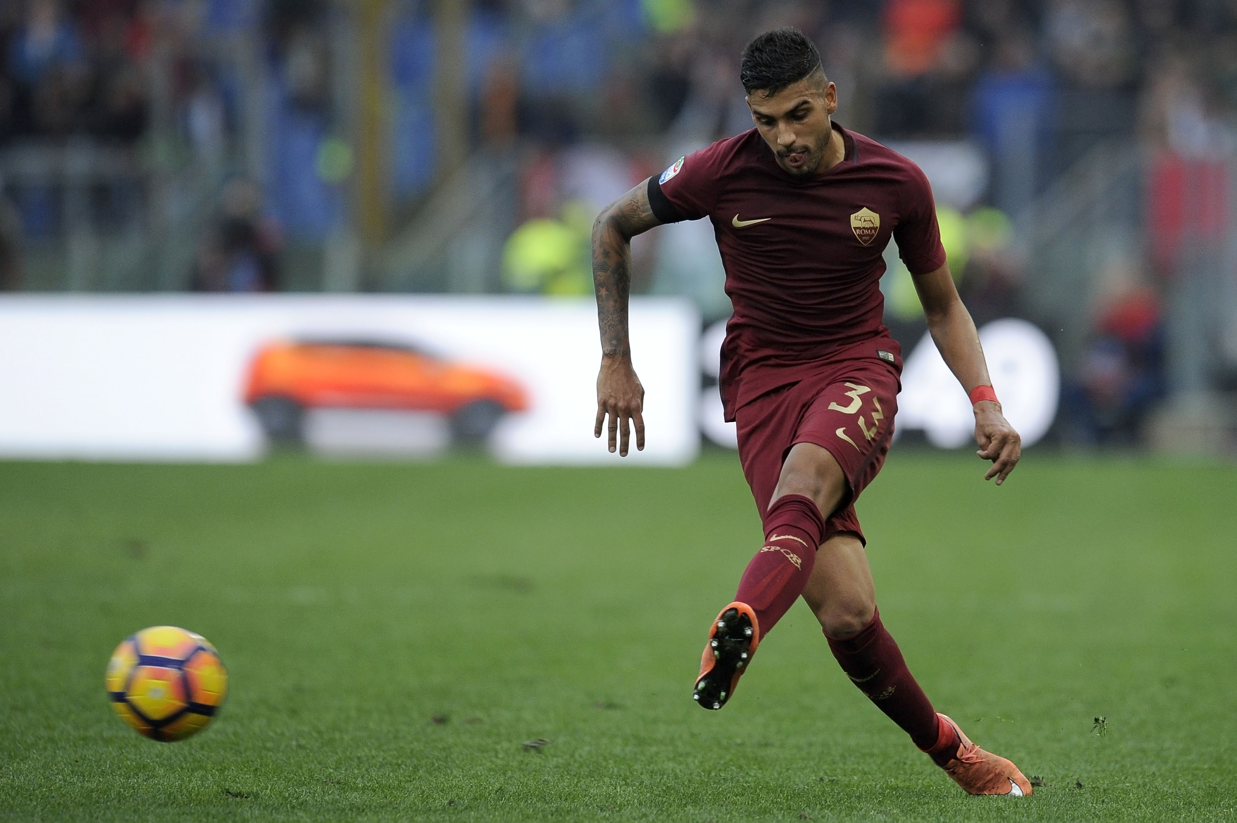 ROME, ROMA - DECEMBER 04:  Emerson Palmieri of AS Roma in action during the Serie A match between SS Lazio and AS Roma at Stadio Olimpico on December 4, 2016 in Rome, Italy.  (Photo by Marco Rosi/Getty Images)