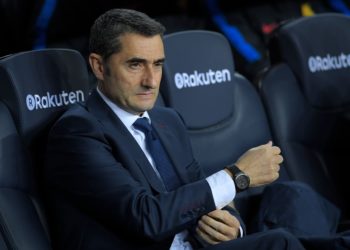 Barcelona's Spanish coach Ernesto Valverde looks on before the Spanish league football match between FC Barcelona and Girona FC at the Camp Nou stadium in Barcelona on February 24, 2018. / AFP PHOTO / LLUIS GENE        (Photo credit should read LLUIS GENE/AFP/Getty Images)