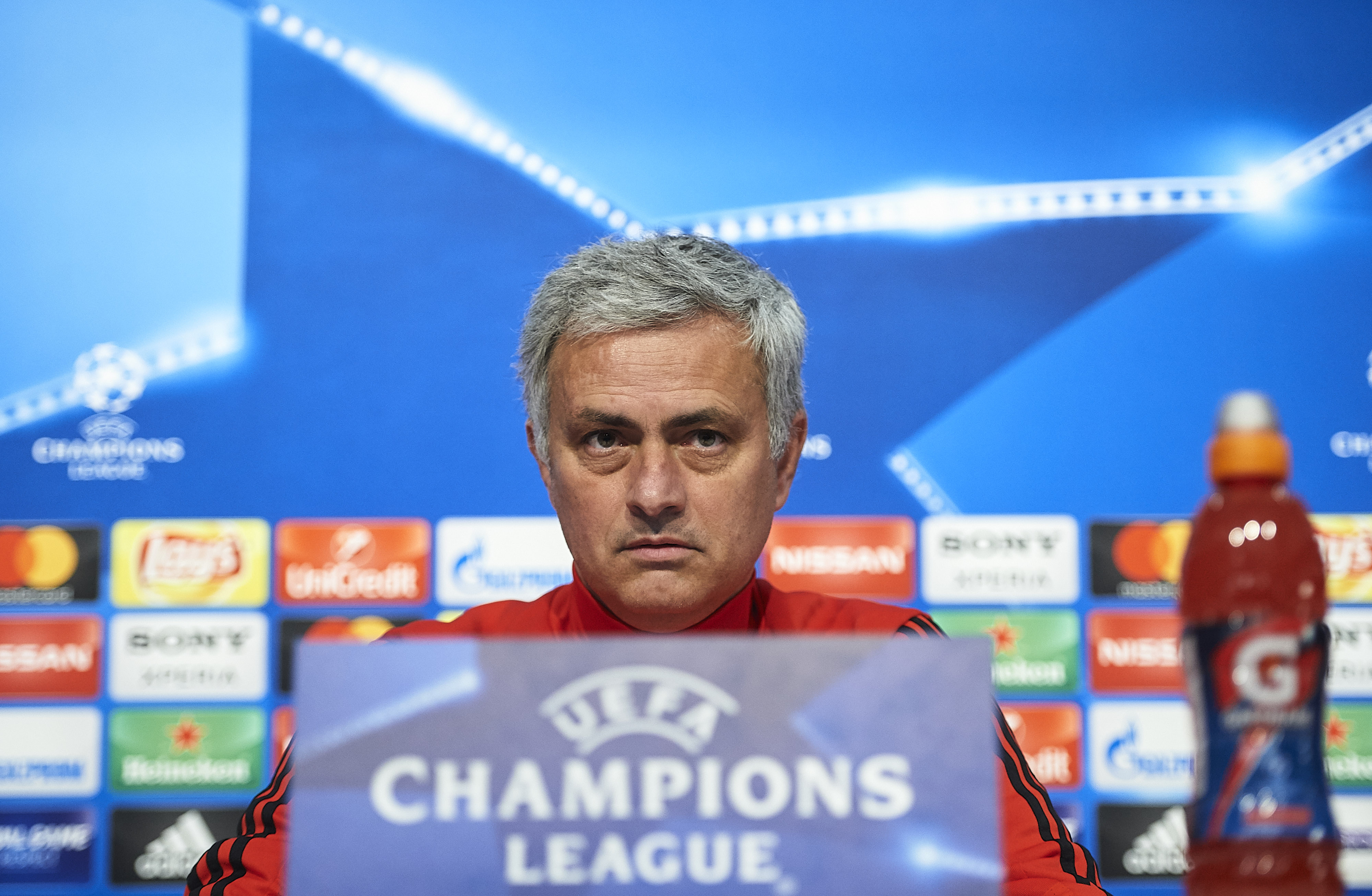 SEVILLE, SPAIN - FEBRUARY 20:  Jose Mourinho of Manchester United attends the press conference prior to their UEFA Champions match against Sevilla FC at Estadio Ramon Sanchez Pizjuan on February 20, 2018 in Seville, Spain.  (Photo by Aitor Alcalde/Getty Images)