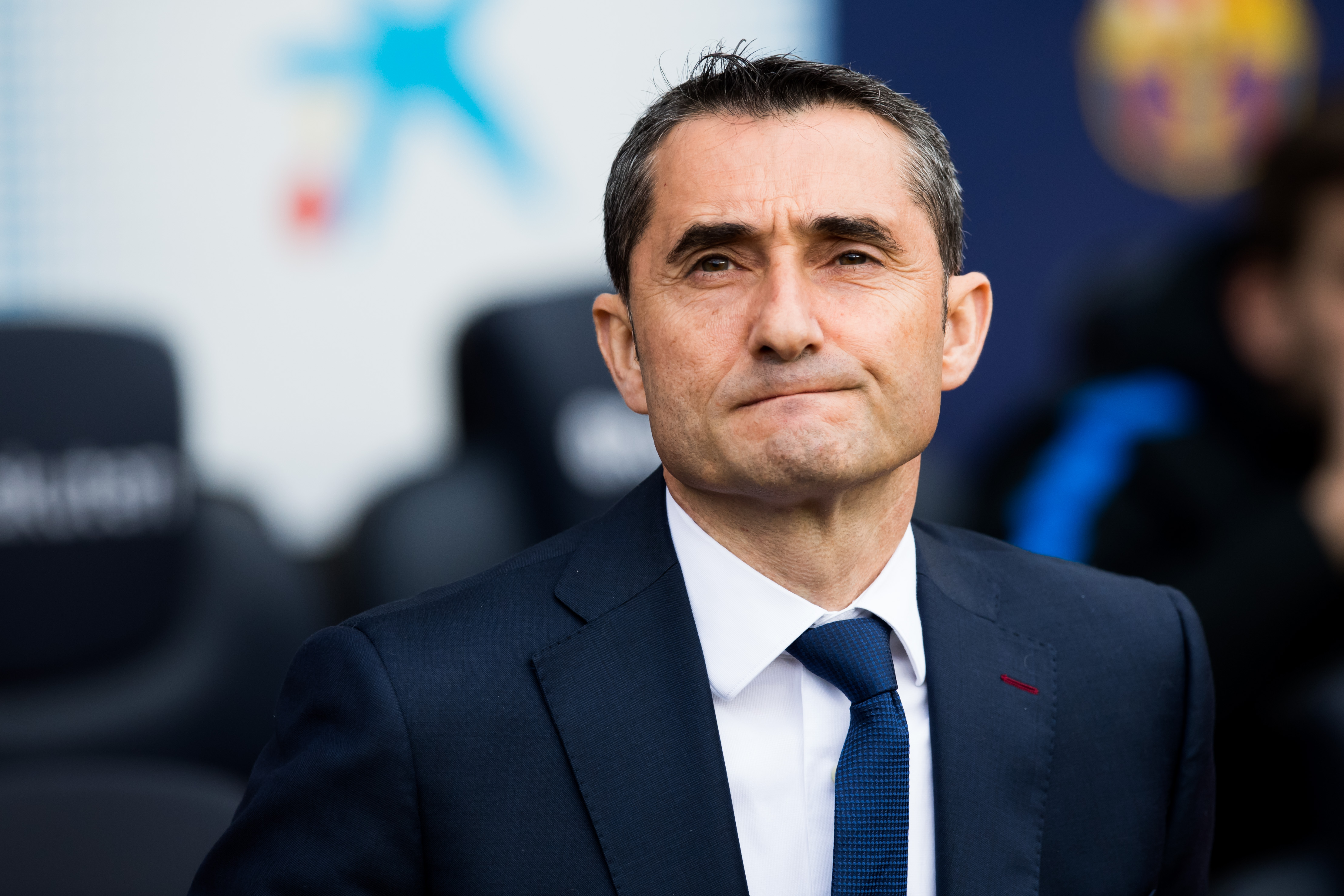 BARCELONA, SPAIN - FEBRUARY 11: Head coach Ernesto Valverde of FC Barcelona looks on before the La Liga match between Barcelona and Getafe at Camp Nou on February 11, 2018 in Barcelona, Spain. (Photo by Alex Caparros/Getty Images)