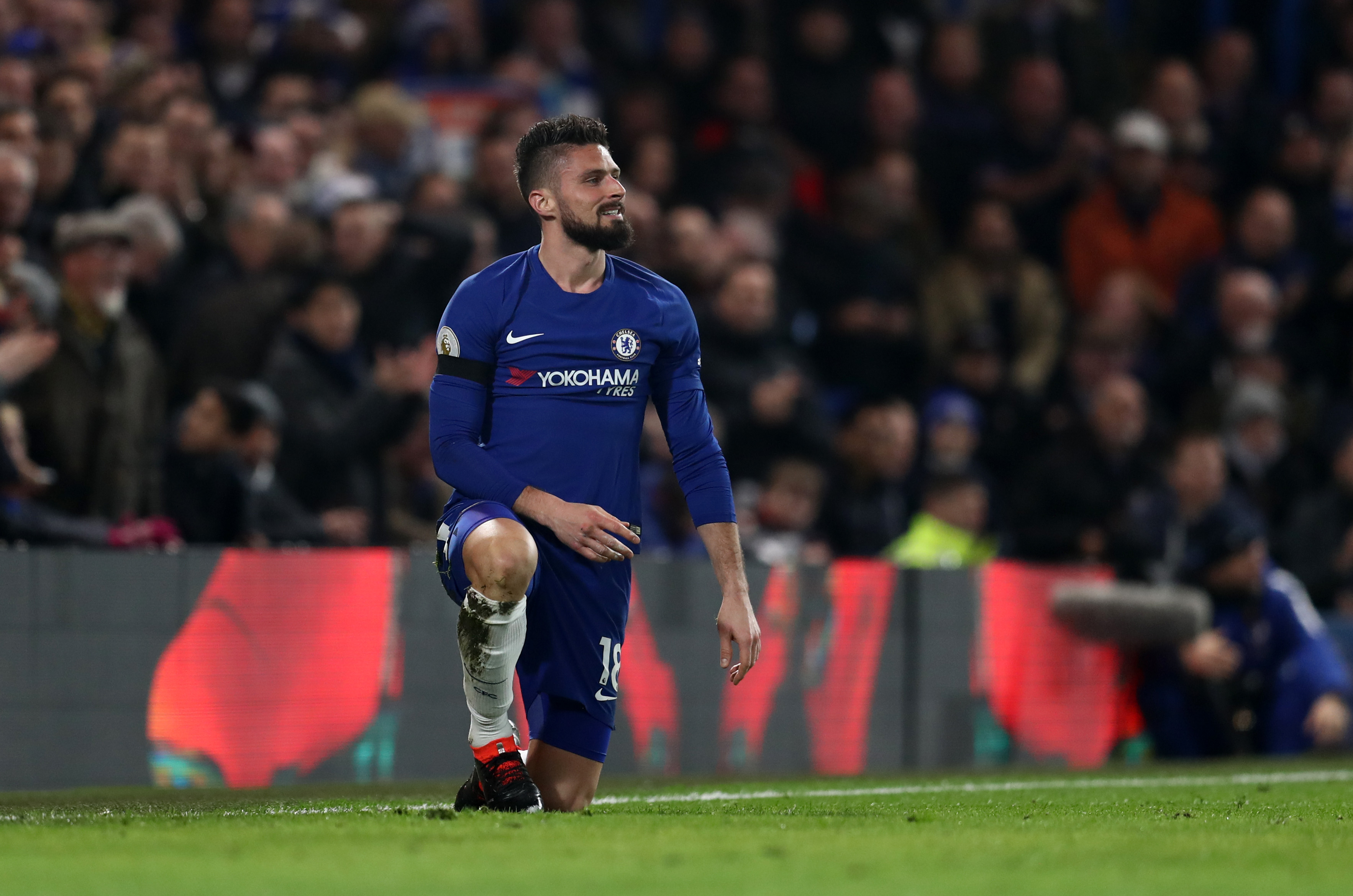 LONDON, ENGLAND - MARCH 10: Olivier Giroud of Chelsea reacts during the Premier League match between Chelsea and Crystal Palace at Stamford Bridge on March 10, 2018 in London, England. (Photo by Catherine Ivill/Getty Images)