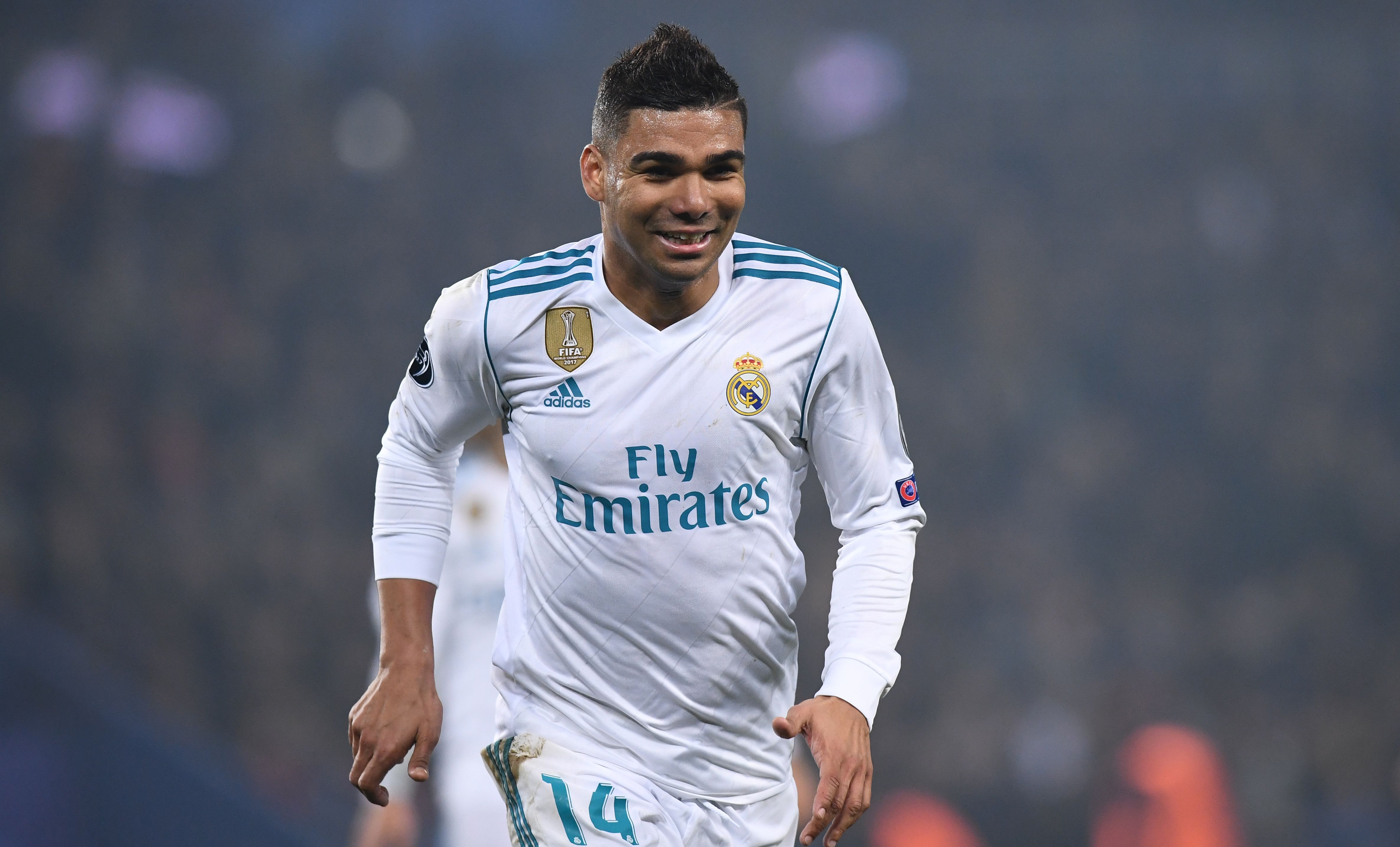 Real Madrid's Brazilian midfielder Casemiro  celebrates after scoring his team's second goal  during the UEFA Champions League round of 16 second leg football match between Paris Saint-Germain (PSG) and Real Madrid on March 6, 2018, at the Parc des Princes stadium in Paris. / AFP PHOTO / FRANCK FIFE        (Photo credit should read FRANCK FIFE/AFP/Getty Images)