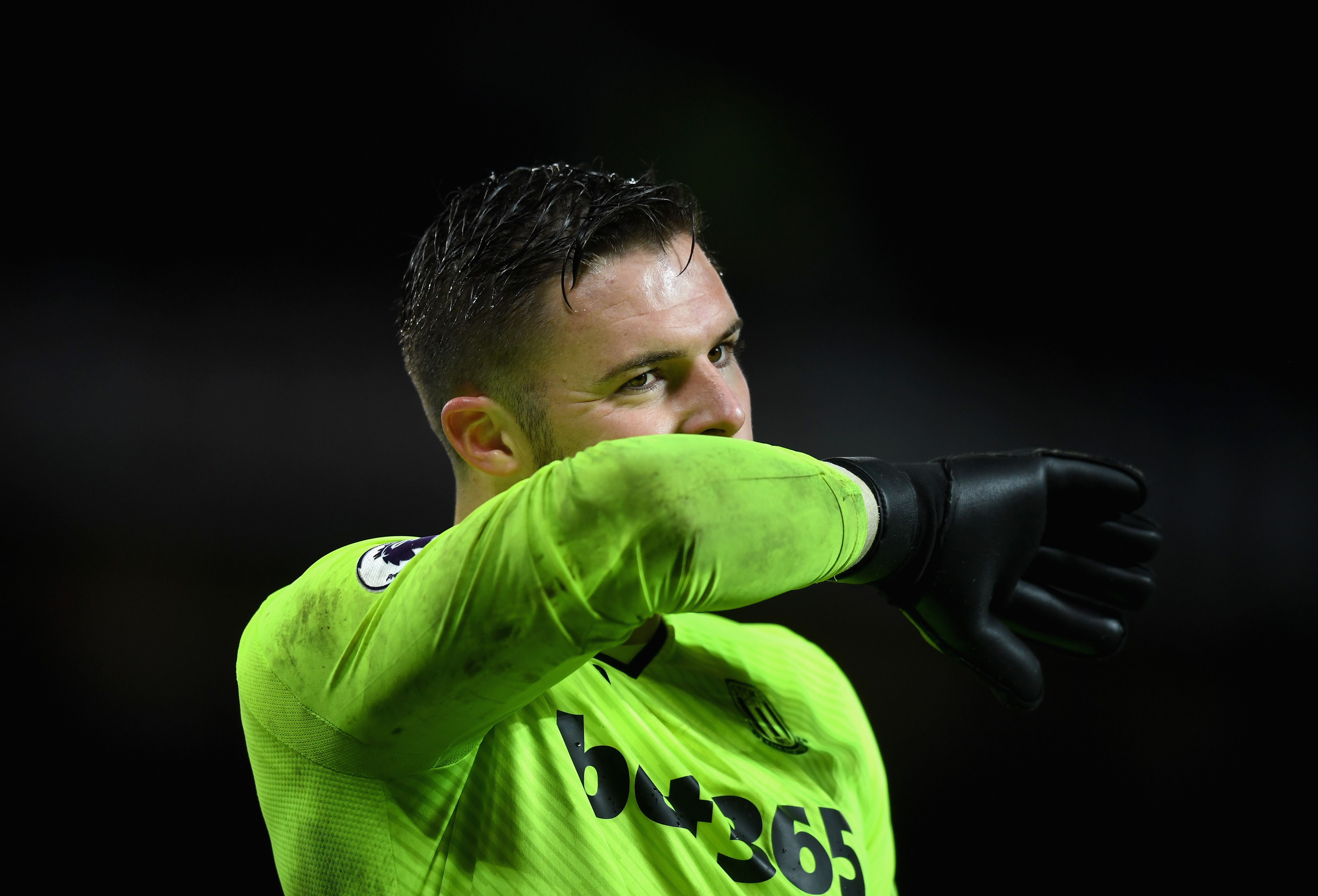 MANCHESTER, ENGLAND - JANUARY 15:  Jack Butland of Stoke City reacts during the Premier League match between Manchester United and Stoke City at Old Trafford on January 15, 2018 in Manchester, England.  (Photo by Michael Regan/Getty Images)