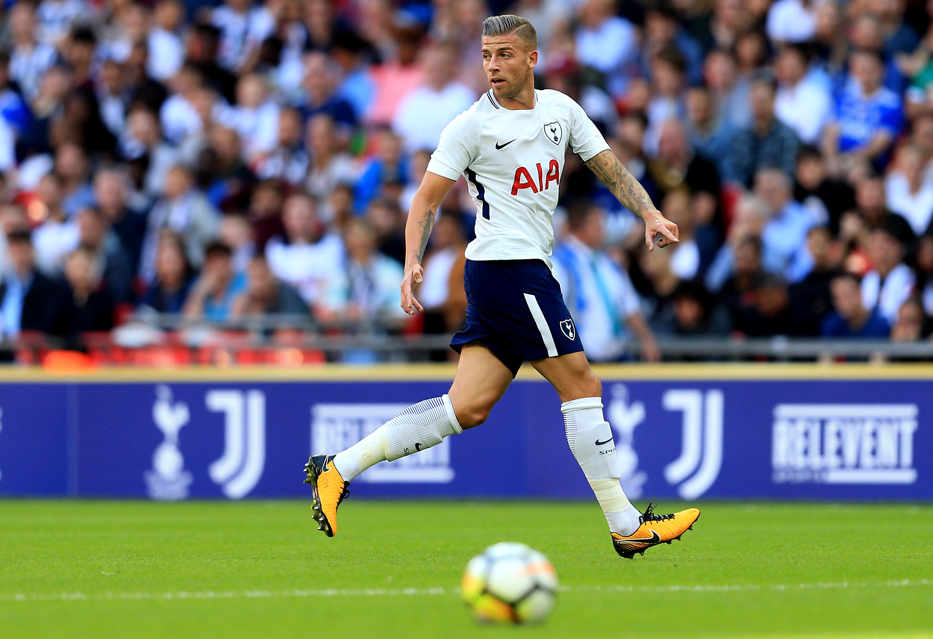 LONDON, ENGLAND - AUGUST 05:  Toby Alderweireld of Tottenham Hotspur during the Pre-Season Friendly match between Tottenham Hotspur and Juventus on August 5, 2017 in London, England. (Photo by Stephen Pond/Getty Images)