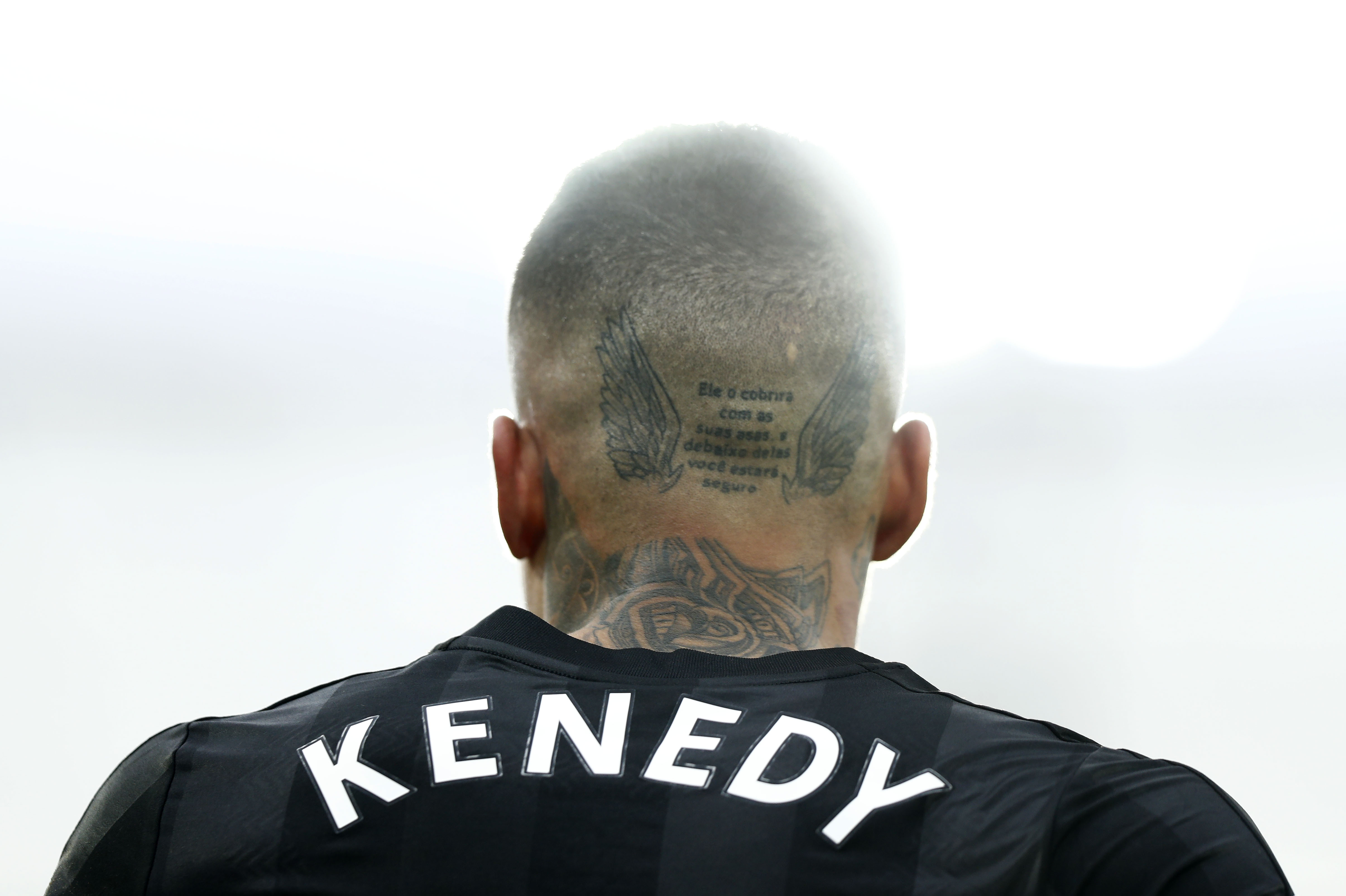 Newcastle United's Brazilian midfielder Kenedy is pictured on the field during the English Premier League football match between Crystal Palace and Newcastle United at Selhurst Park in south London on February 4, 2018. / AFP PHOTO / Adrian DENNIS / RESTRICTED TO EDITORIAL USE. No use with unauthorized audio, video, data, fixture lists, club/league logos or 'live' services. Online in-match use limited to 75 images, no video emulation. No use in betting, games or single club/league/player publications.  /         (Photo credit should read ADRIAN DENNIS/AFP/Getty Images)