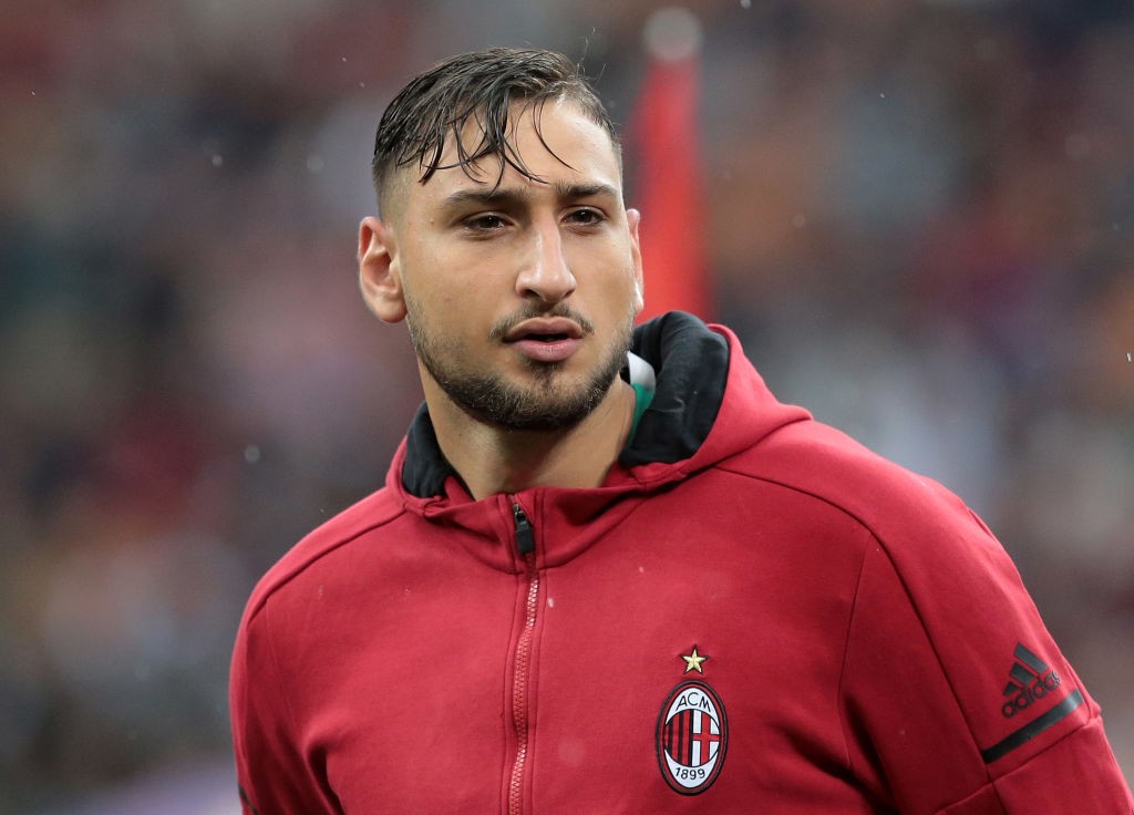 MILAN, ITALY - MAY 20: Gianluigi Donnarumma of AC Milan looks on during the serie A match between AC Milan and ACF Fiorentina at Stadio Giuseppe Meazza on May 20, 2018 in Milan, Italy. (Photo by Emilio Andreoli/Getty Images)