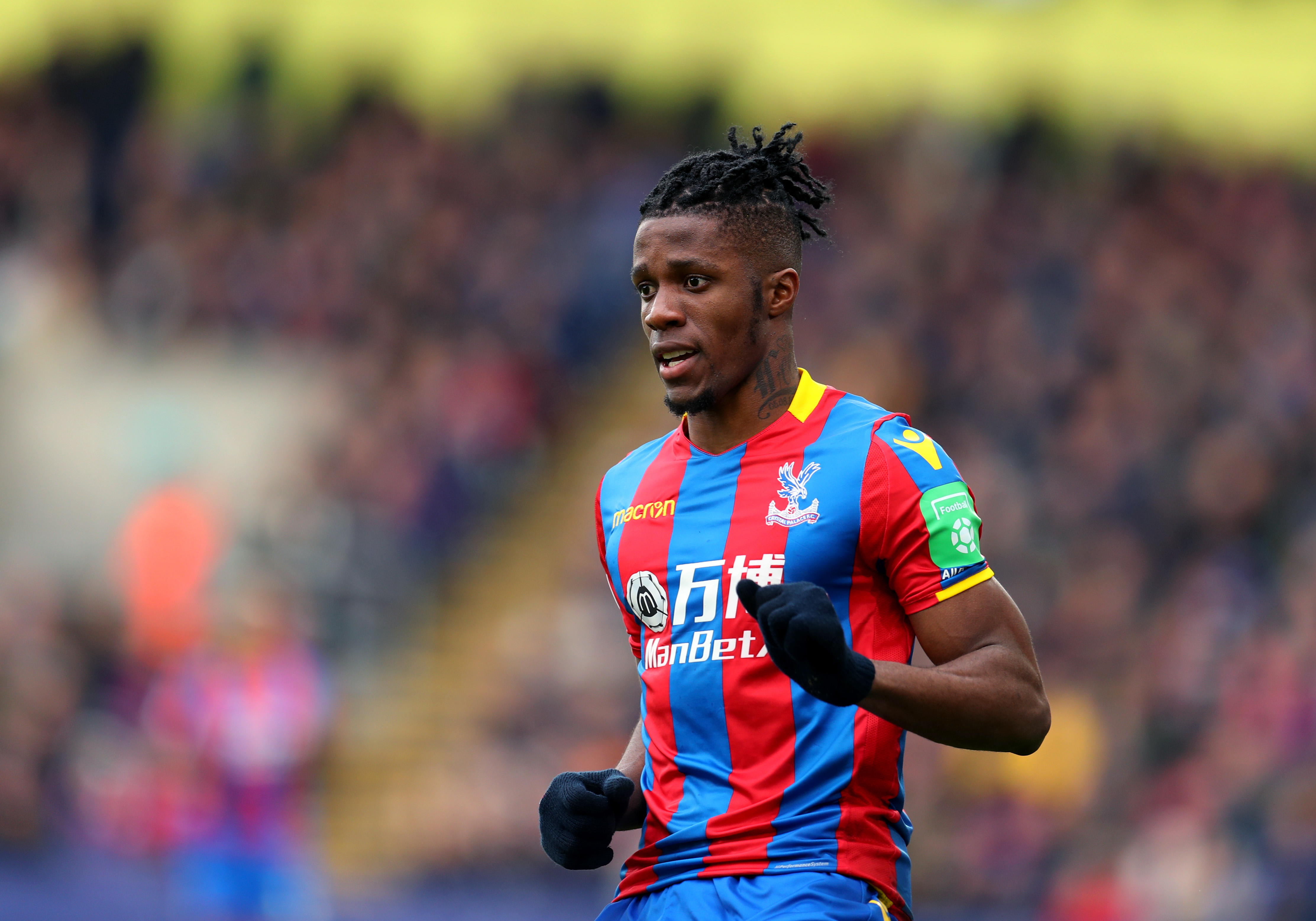 LONDON, ENGLAND - MARCH 31: Wilfried Zaha of Crystal Palace during the Premier League match between Crystal Palace and Liverpool at Selhurst Park on March 31, 2018 in London, England. (Photo by Catherine Ivill/Getty Images)