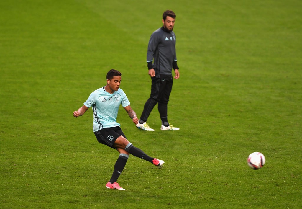 STOCKHOLM, SWEDEN - MAY 23: Justin Kluivert of Ajax shoots during a training session at The Friends Arena ahead of the UEFA Europa League Final between Ajax and Manchester United at Friends Arena on May 23, 2017 in Stockholm, Sweden. (Photo by Mike Hewitt/Getty Images)