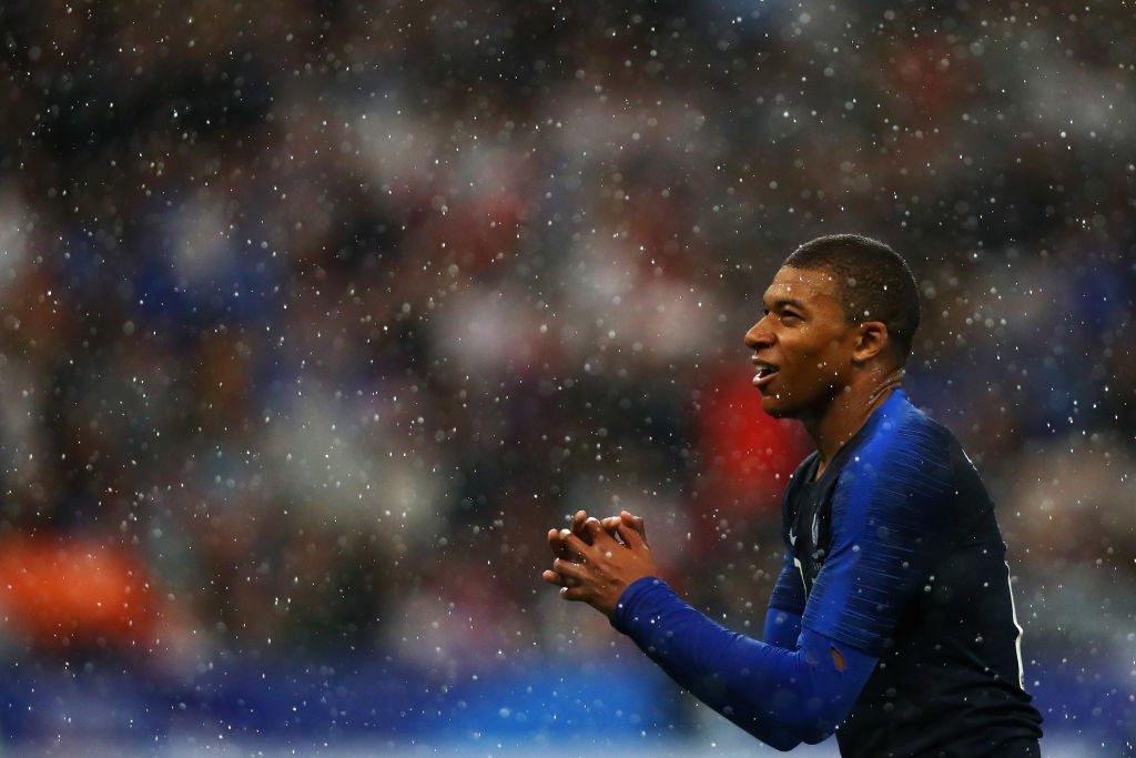 PARIS, FRANCE - MAY 28: Kylian Mbappe of France in action during the International Friendly match between France and Ireland at Stade de France on May 28, 2018 in Paris, France. (Photo by Dean Mouhtaropoulos/Getty Images)