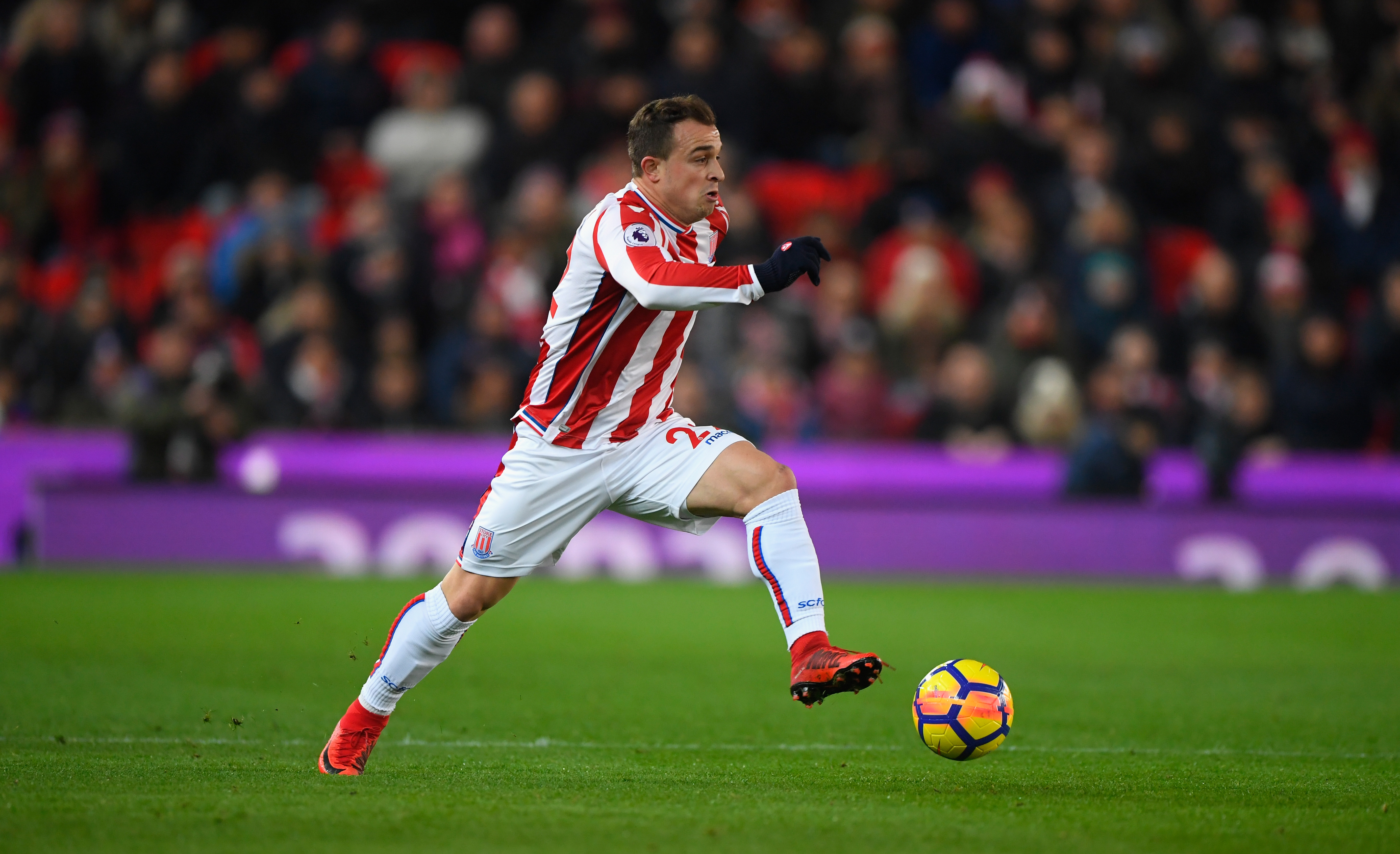 STOKE ON TRENT, ENGLAND - NOVEMBER 29:  Stoke player Xherdan Shaqiri in action during the Premier League match between Stoke City and Liverpool at Bet365 Stadium on November 29, 2017 in Stoke on Trent, England.  (Photo by Stu Forster/Getty Images)