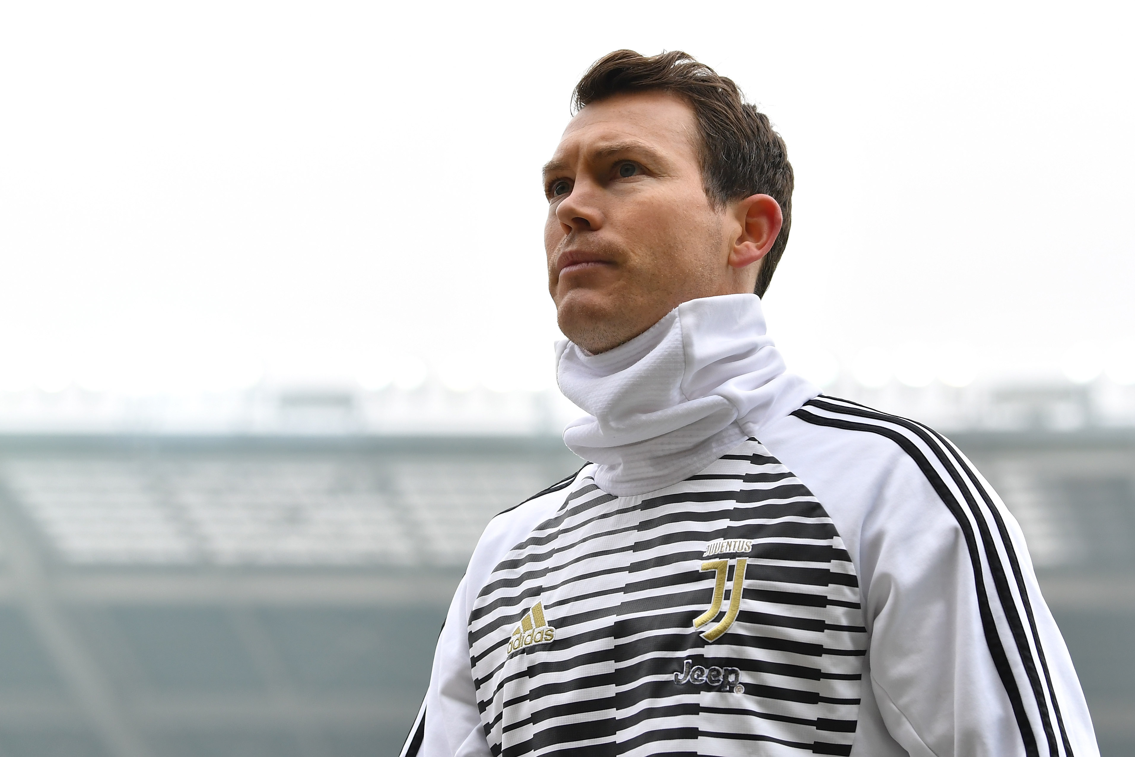 TURIN, ITALY - FEBRUARY 18:  Stephan Lichtsteiner of Juventus looks on during the Serie A match between Torino FC and Juventus at Stadio Olimpico di Torino on February 18, 2018 in Turin, Italy.  (Photo by Valerio Pennicino/Getty Images)