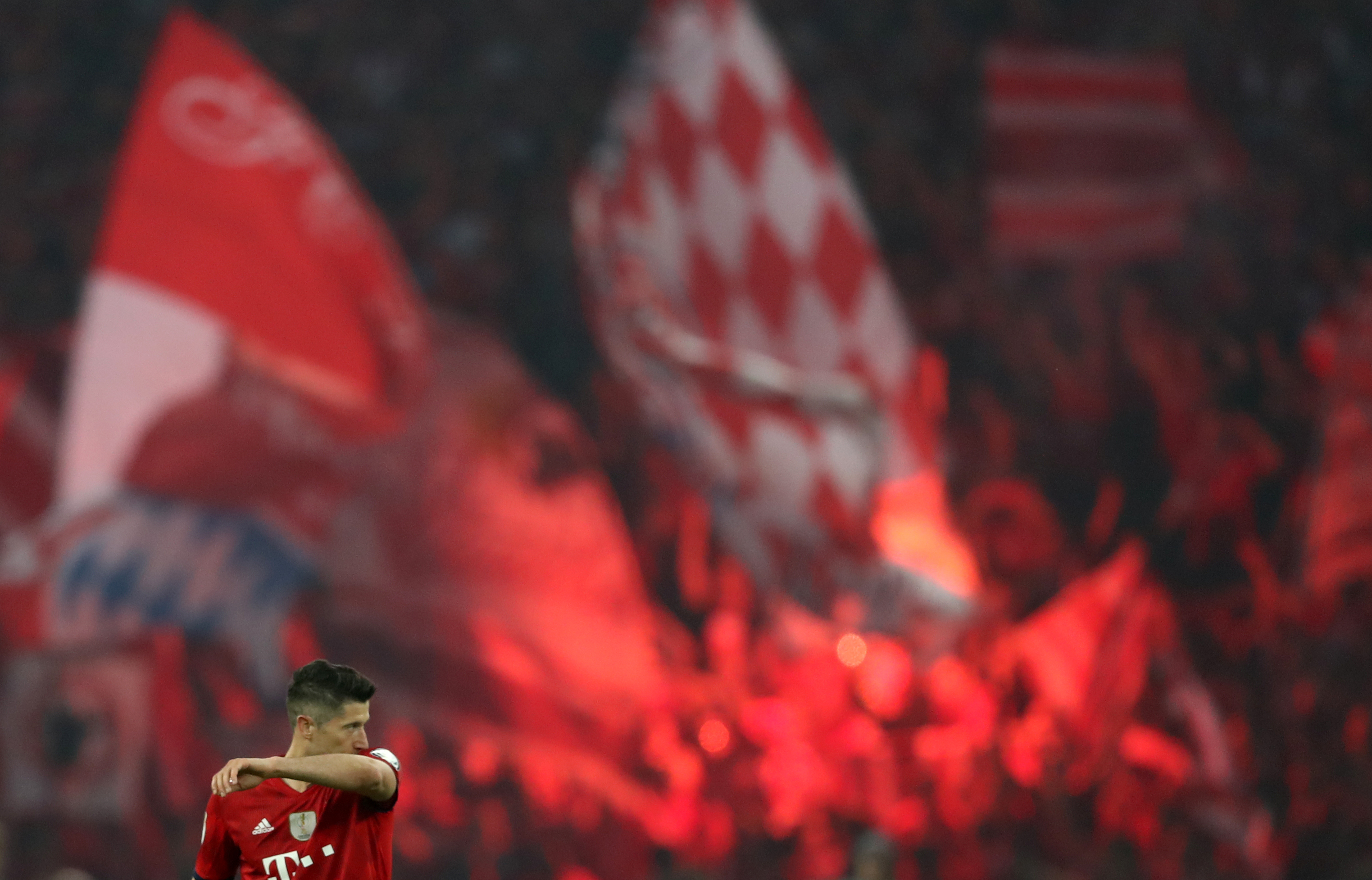 BERLIN, GERMANY - MAY 19: Robert Lewandowski of Bayern Muenchen looks on during the DFB Cup final between Bayern Muenchen and Eintracht Frankfurt at Olympiastadion on May 19, 2018 in Berlin, Germany.  (Photo by Lars Baron/Bongarts/Getty Images)