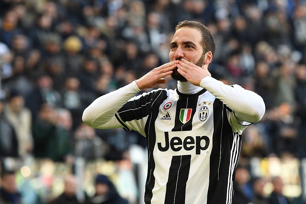 El Pipita heading to London? (Photo by Valerio Pennicino/Getty Images)