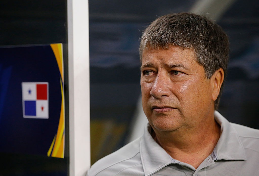 ATLANTA, GA - JULY 22: Hernan Gomez of Colombia stands prior to the 2015 CONCACAF Golf Cup Semifinal match between Mexico and Panama at Georgia Dome on July 22, 2015 in Atlanta, Georgia. (Photo by Kevin C. Cox/Getty Images)