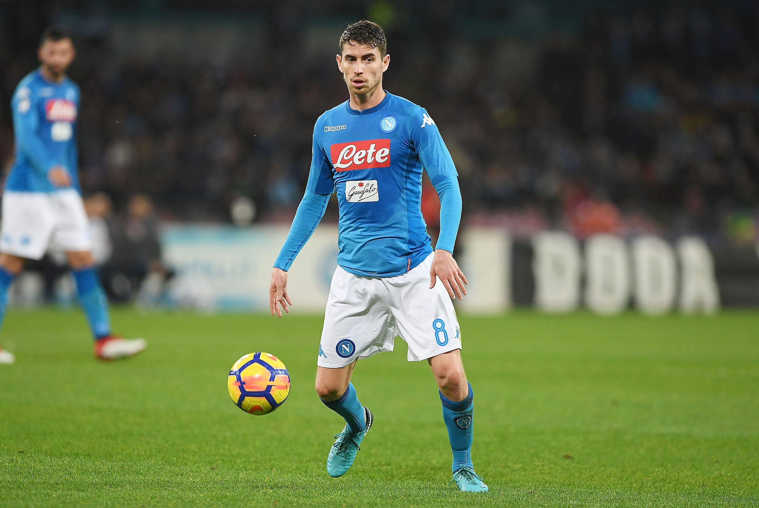 NAPLES, ITALY - MARCH 03:  Jorginho of SSC Napoli in action during the serie A match between SSC Napoli and AS Roma - Serie A at Stadio San Paolo on March 3, 2018 in Naples, Italy.  (Photo by Francesco Pecoraro/Getty Images)