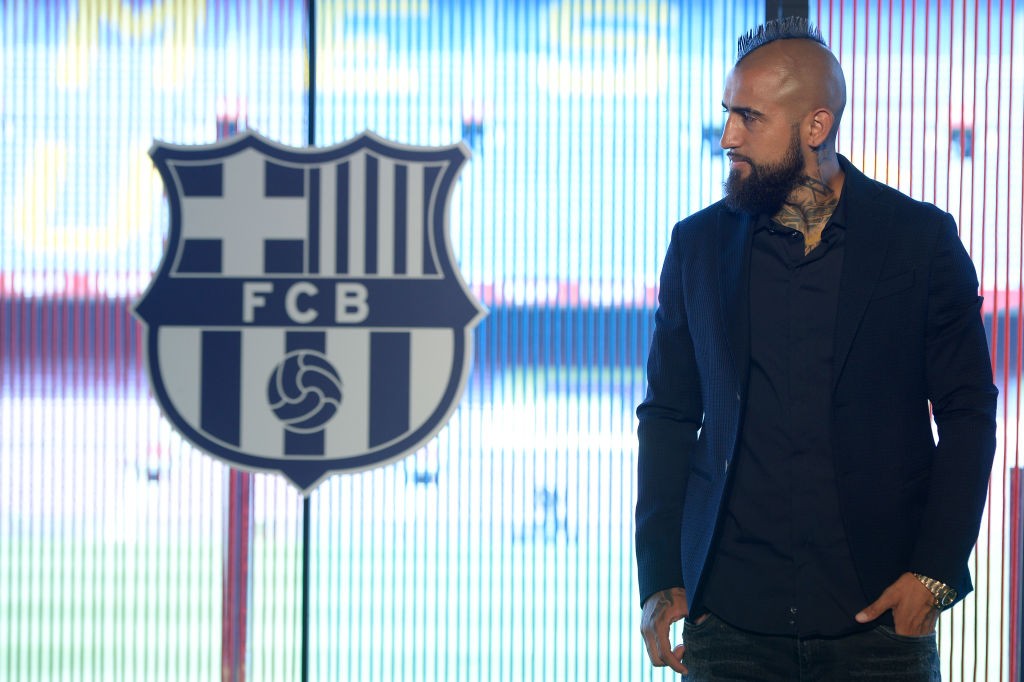 Barcelona's new player Chilean midfielder Arturo Vidal poses during his official presentation at the Camp Nou stadium in Barcelona on August 6, 2018. (Photo by Josep LAGO / AFP) (Photo credit should read JOSEP LAGO/AFP/Getty Images)