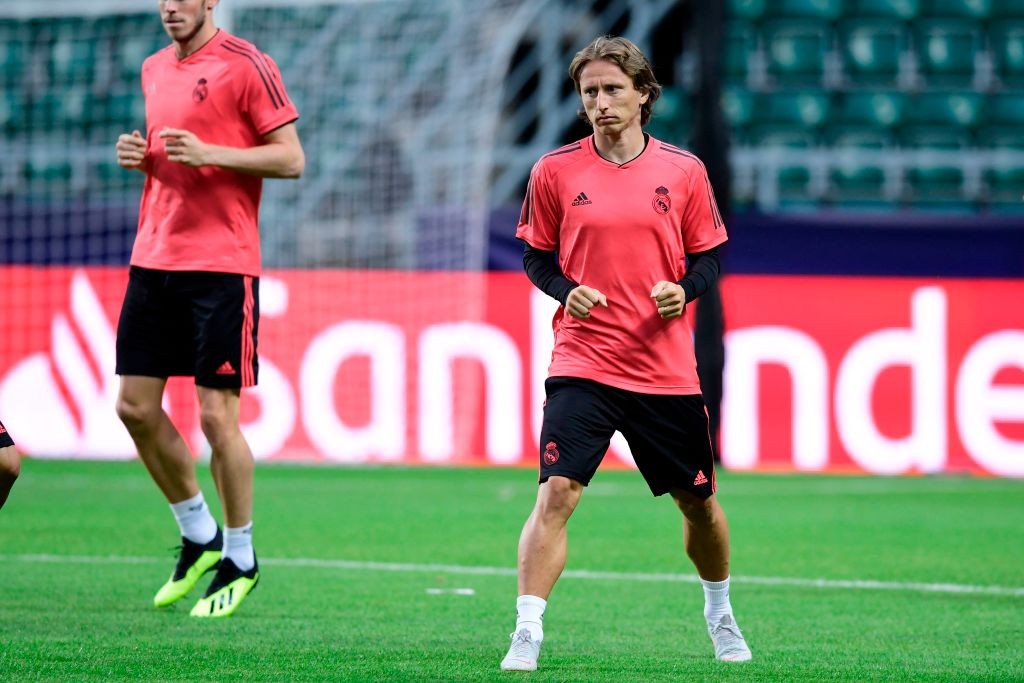 Real Madrid's Croatian midfielder Luka Modric takes part in a trainig session at Lillekula stadium in Tallinn on August 14, 2018, on the eve of the UEFA Super Cup football match Atletico de Madrid vs Real Madrid CF. (Photo by JAVIER SORIANO / AFP) (Photo credit should read JAVIER SORIANO/AFP/Getty Images)