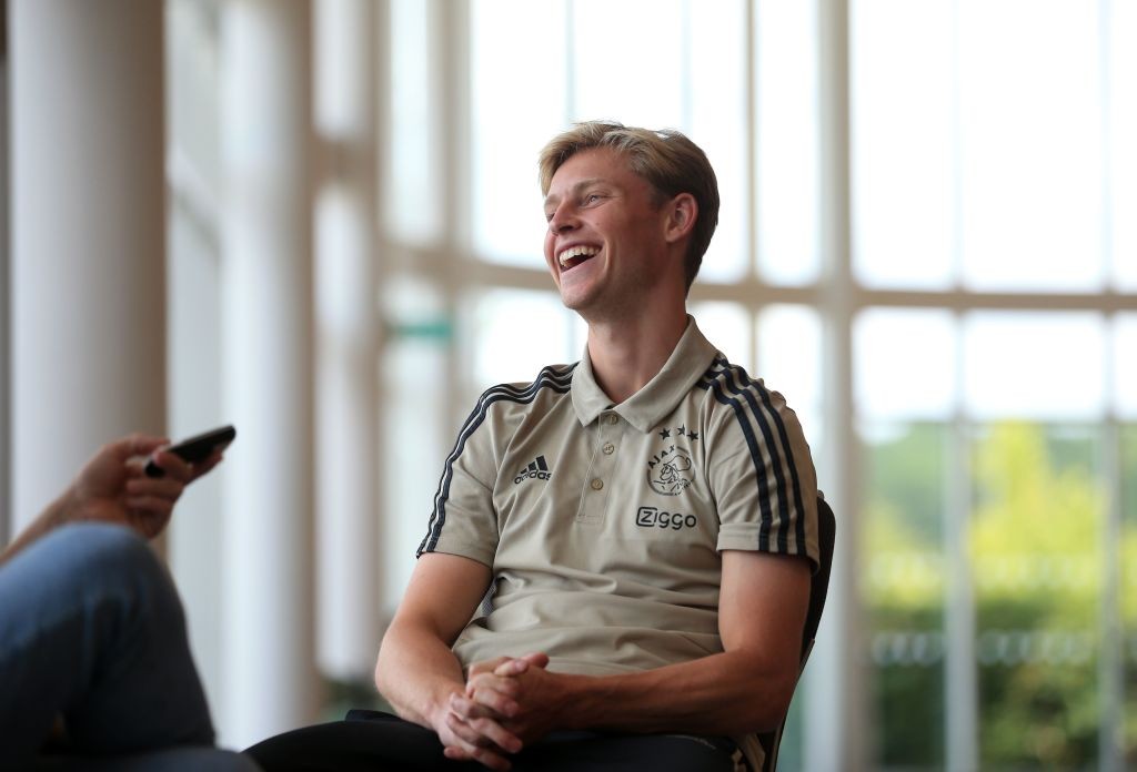 Barcelona or Tottenham for De Jong? (Photo credit should read LINDSEY PARNABY/AFP/Getty Images)