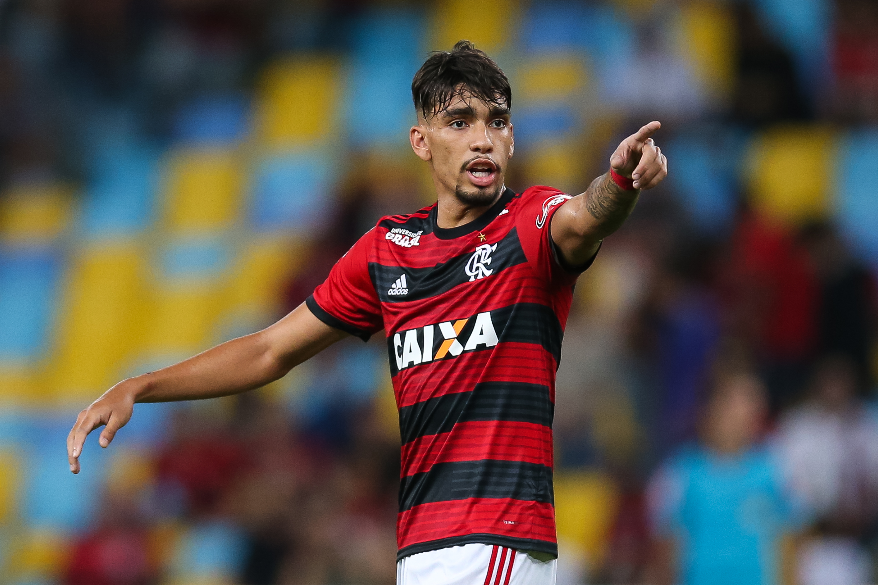 RIO DE JANEIRO, BRAZIL - JULY 21: Lucas Paqueta of Flamengo gestures during a match between Flamengo and Botafogo as part of Brasileirao Series A 2018 at Maracana Stadium on July 21, 2018 in Rio de Janeiro, Brazil. (Photo by Buda Mendes/Getty Images)