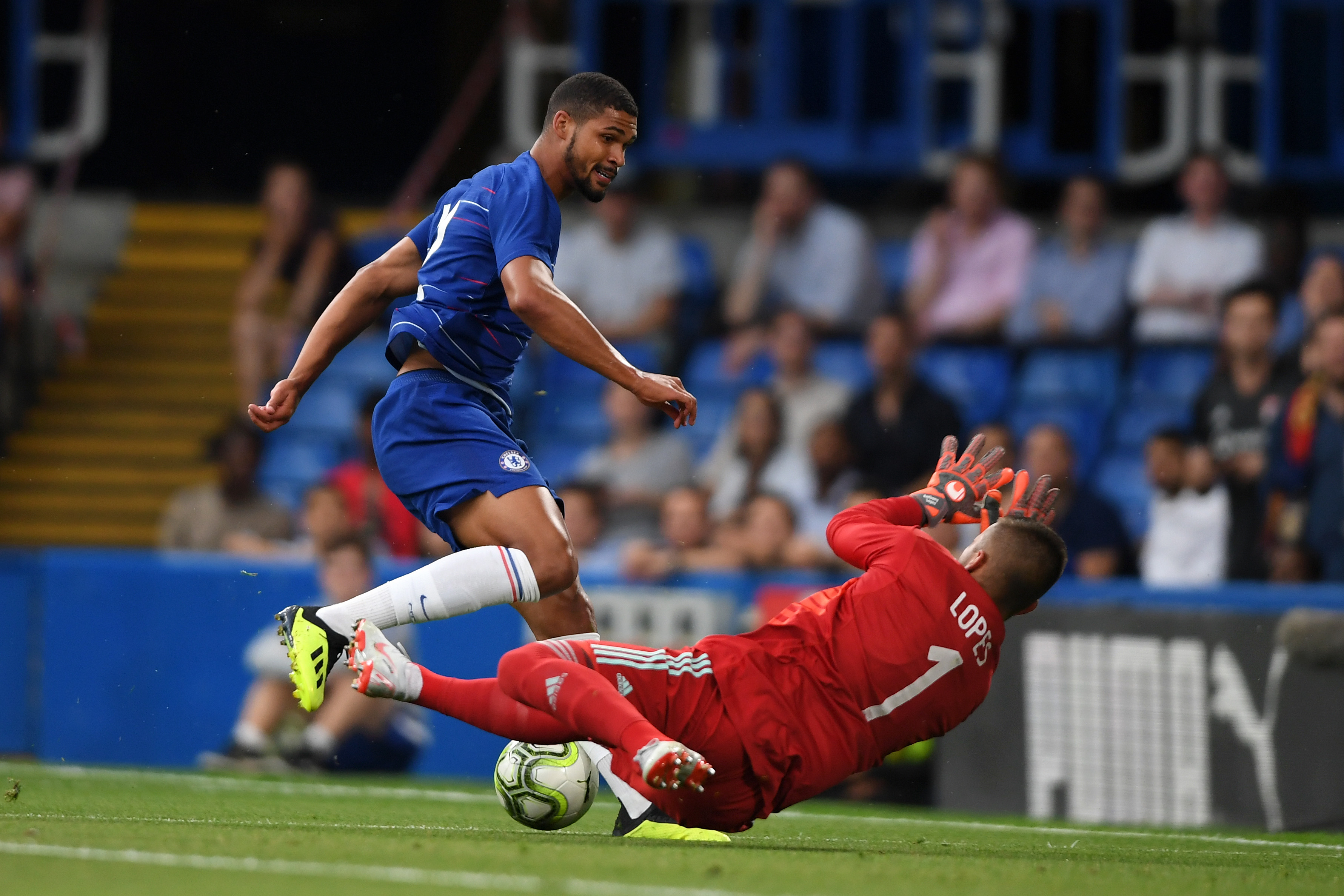 LONDON, ENGLAND - AUGUST 07: Anthony Lopes of Lyon saves a shot from Ruben Loftus-Cheek of Chelsea during the pre-season friendly match between Chelsea and Lyon at Stamford Bridge on August 7, 2018 in London, England.  (Photo by Mike Hewitt/Getty Images)