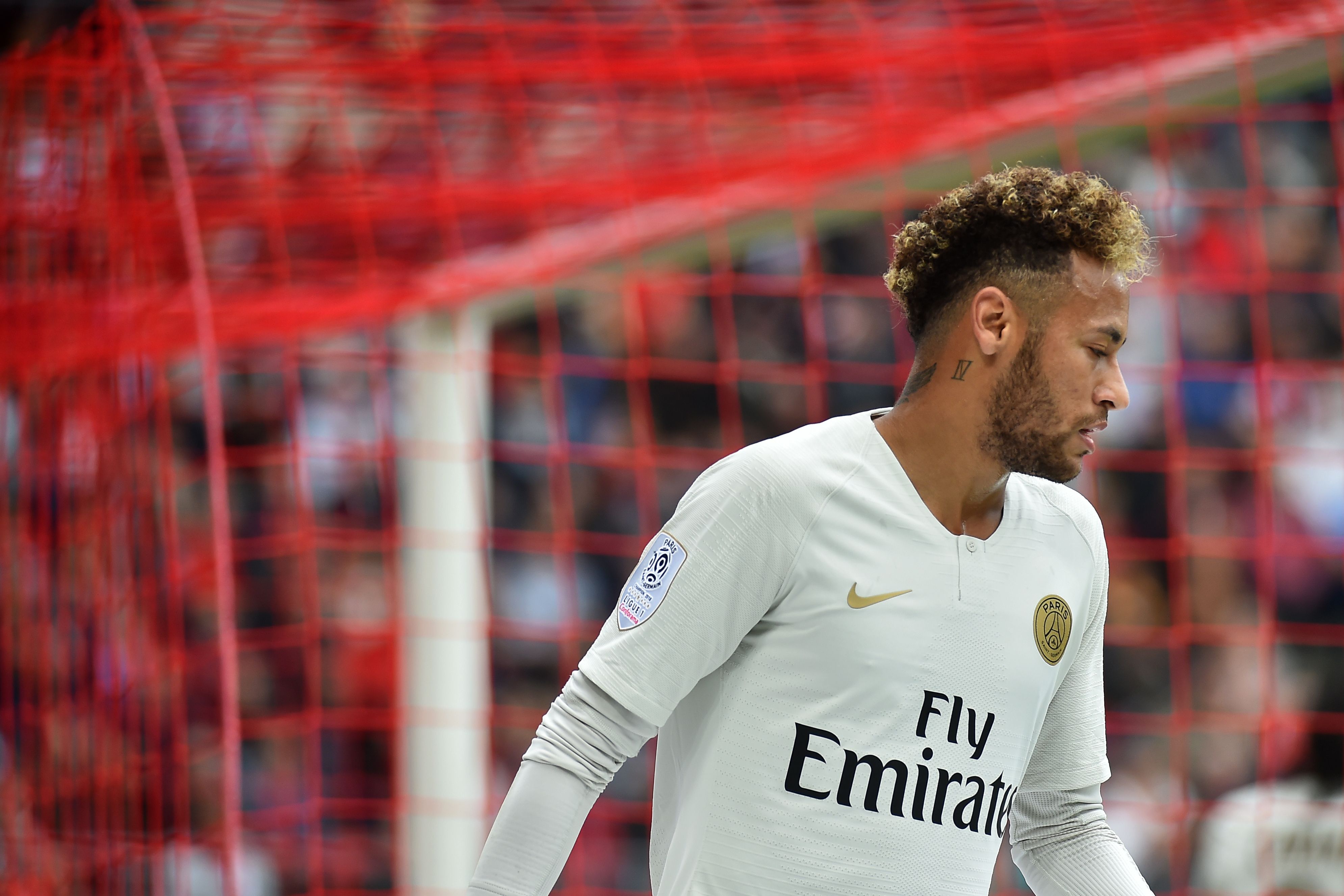 Paris Saint-Germain's Brazilian forward Neymar reacts past Rennes' goal during the French L1 football match between Rennes and Paris Saint-Germain at the Roazhon Park stadium in Rennes, on September 23, 2018. (Photo by JEAN-FRANCOIS MONIER / AFP)        (Photo credit should read JEAN-FRANCOIS MONIER/AFP/Getty Images)