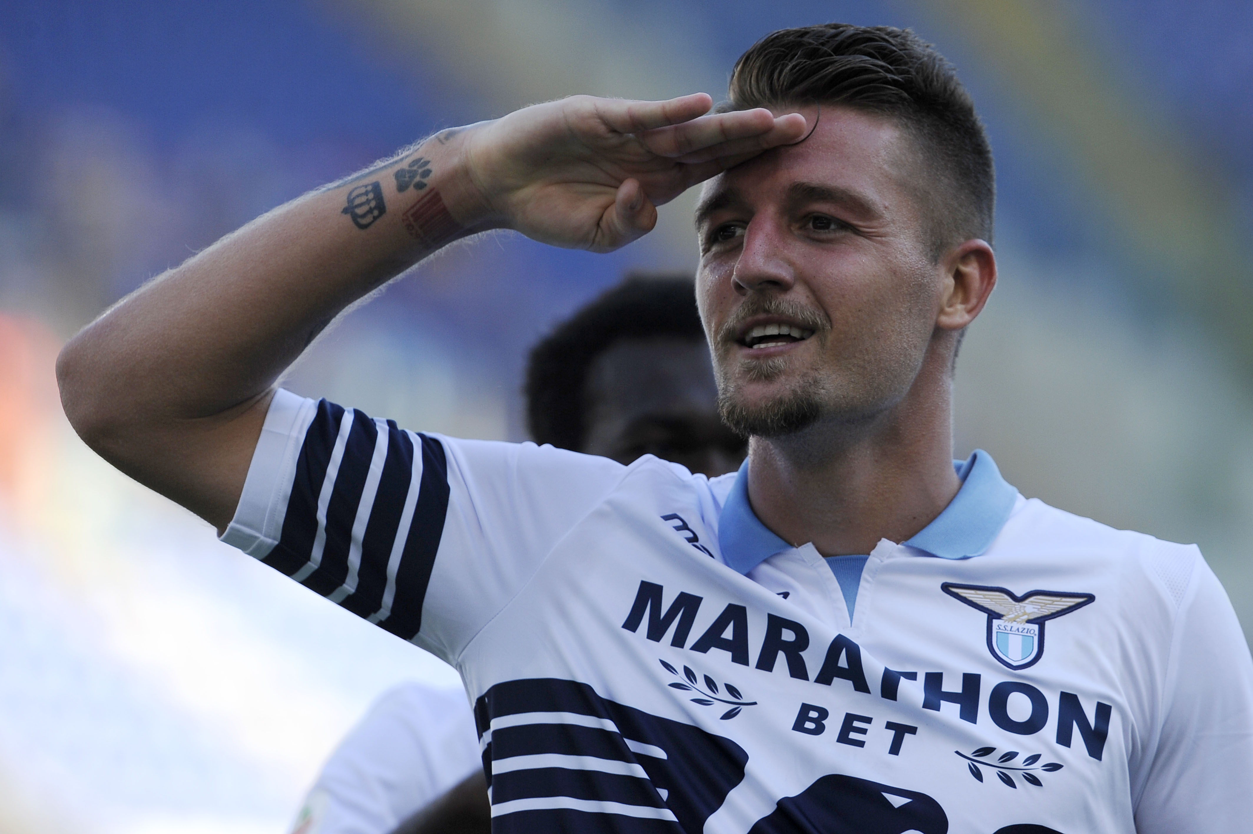 ROME, ITALY - SEPTEMBER 23:  Sergej Milinkovic Savic of SS Lazio celebrates a third goal during the serie A match between SS Lazio and Genoa CFC at Stadio Olimpico on September 23, 2018 in Rome, Italy.  (Photo by Marco Rosi/Getty Images)