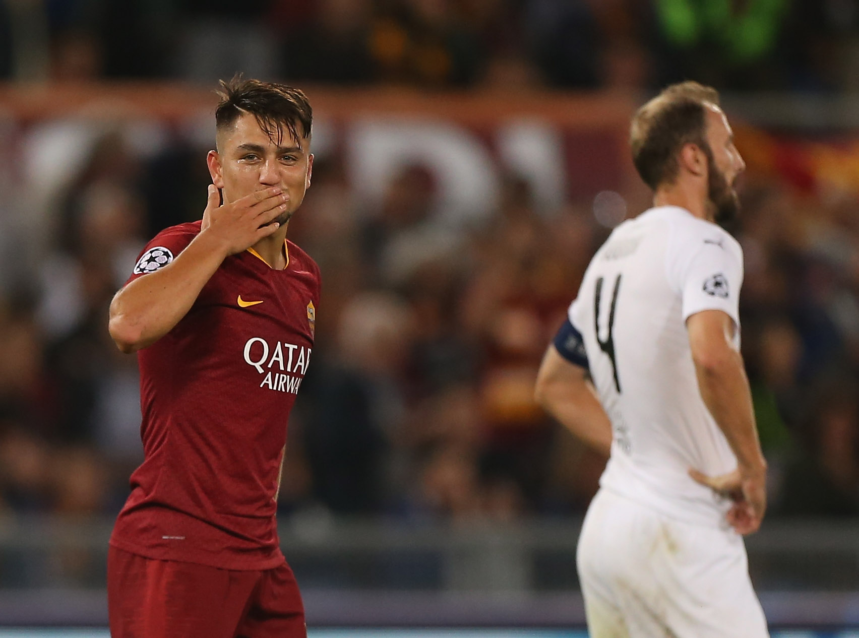 ROME, ITALY - OCTOBER 02:  Cengiz Under of AS Roma celebrates after scoring the team's third goal during the Group G match of the UEFA Champions League between AS Roma and Viktoria Plzen at Stadio Olimpico on October 2, 2018 in Rome, Italy.  (Photo by Paolo Bruno/Getty Images)