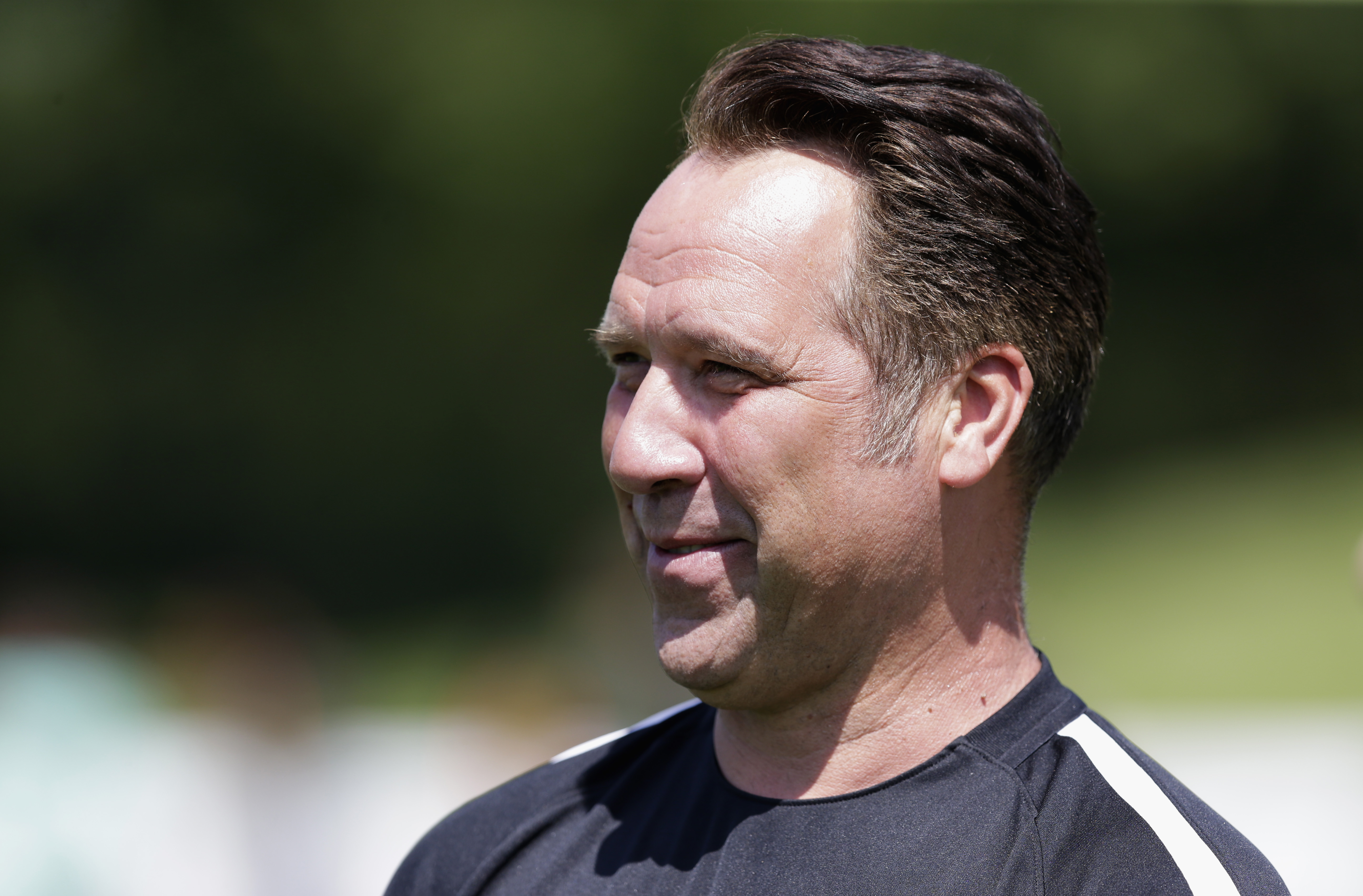 NEW MALDEN, ENGLAND - JUNE 08:  David Seaman of England takes part in training during Soccer Aid for UNICEF media access at Fulham FC training ground on June 8, 2018 in New Malden, England.  (Photo by Henry Browne/Getty Images)