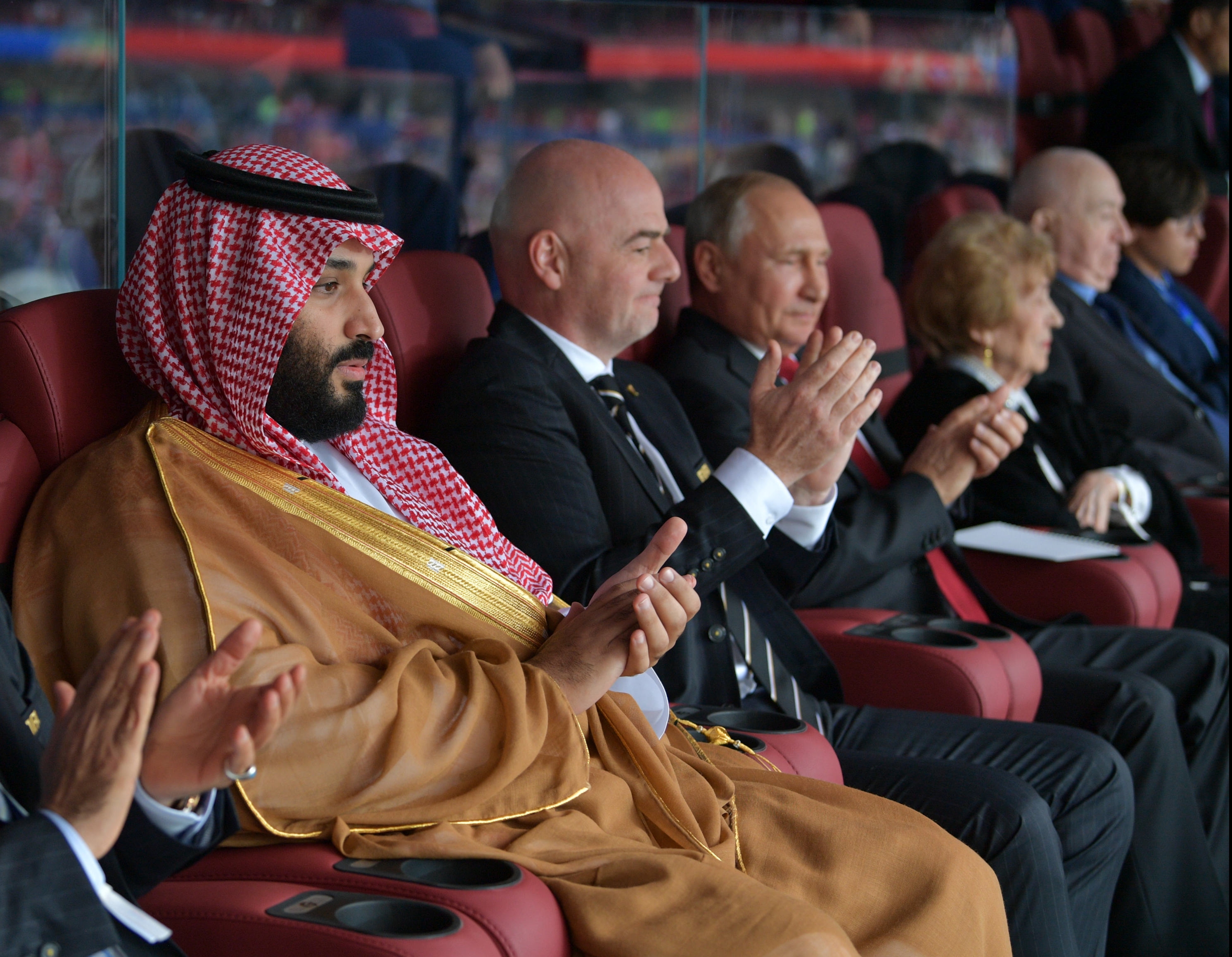 Saudi Crown Prince Mohammed bin Salman (L) - next Manchester United owner?  (Photo by ALEXEY DRUZHININ/AFP/Getty Images)