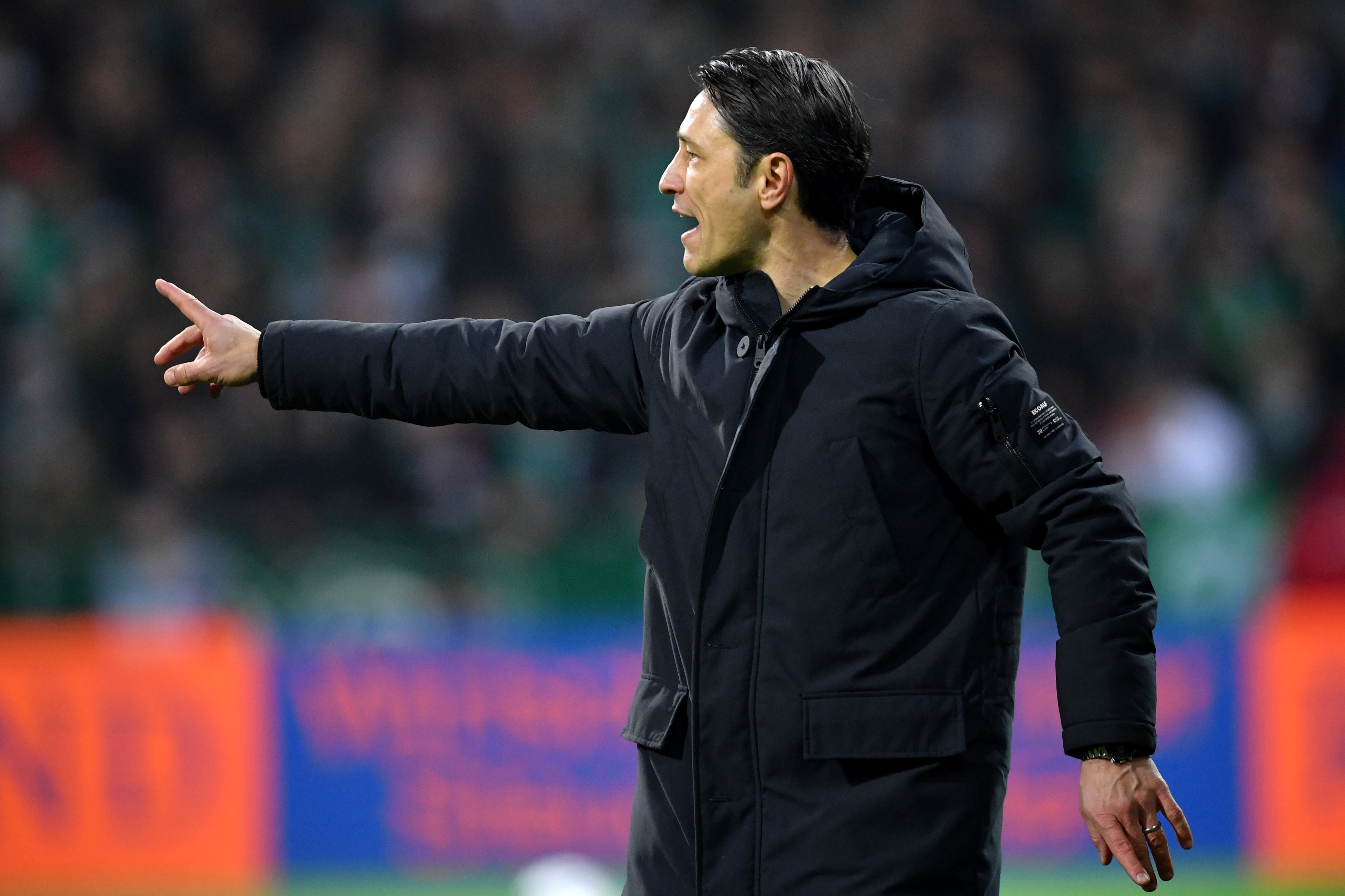 BREMEN, GERMANY - DECEMBER 01:  Niko Kovac, Manager of Bayern Munich gives his team instructions during the Bundesliga match between SV Werder Bremen and FC Bayern Muenchen at Weserstadion on December 1, 2018 in Bremen, Germany.  (Photo by Stuart Franklin/Bongarts/Getty Images)