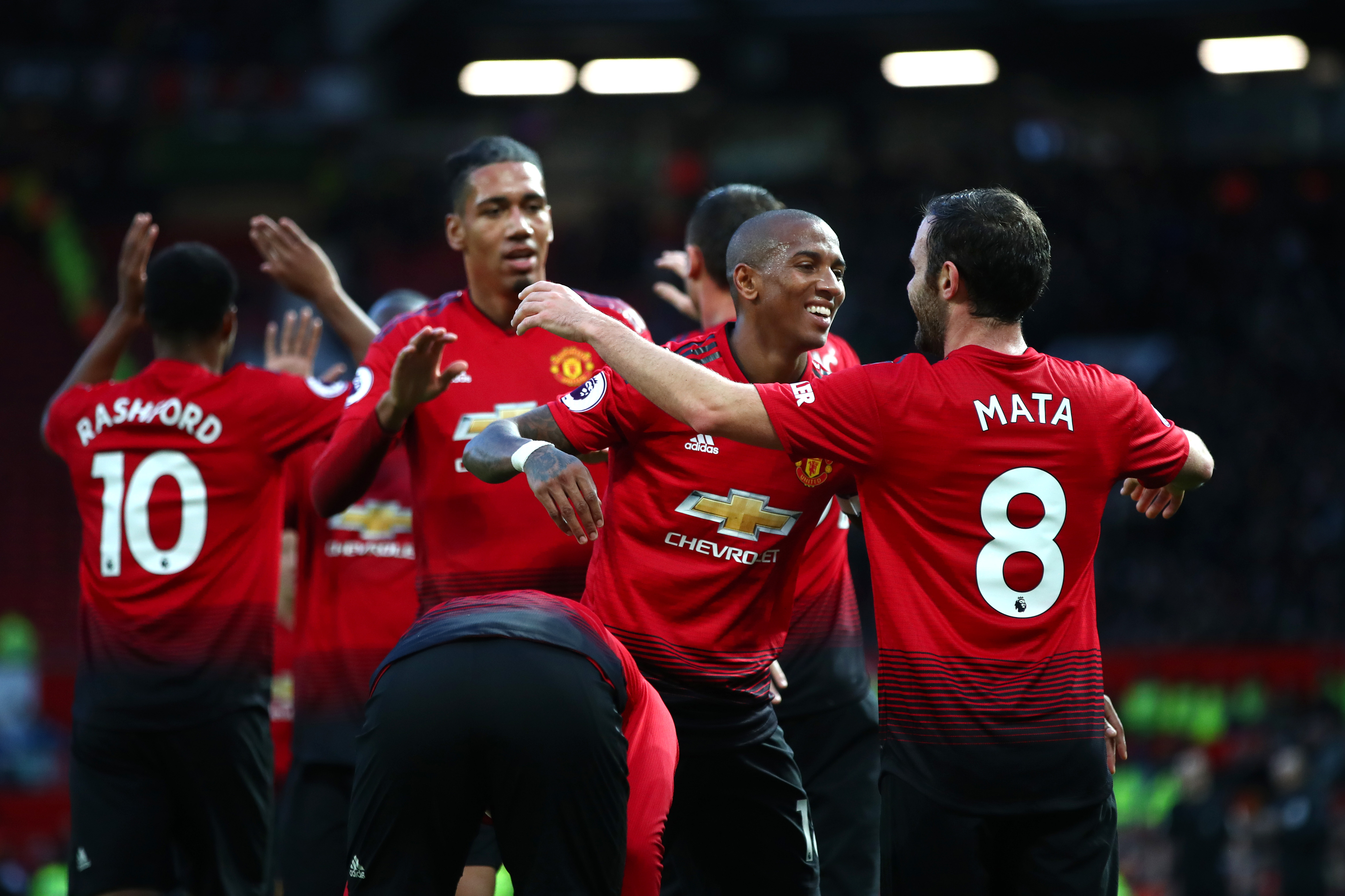 MANCHESTER, ENGLAND - DECEMBER 08:  Juan Mata of Manchester United celebrates after scoring his team's second goal with his team mates during the Premier League match between Manchester United and Fulham FC at Old Trafford on December 8, 2018 in Manchester, United Kingdom.  (Photo by Clive Brunskill/Getty Images)