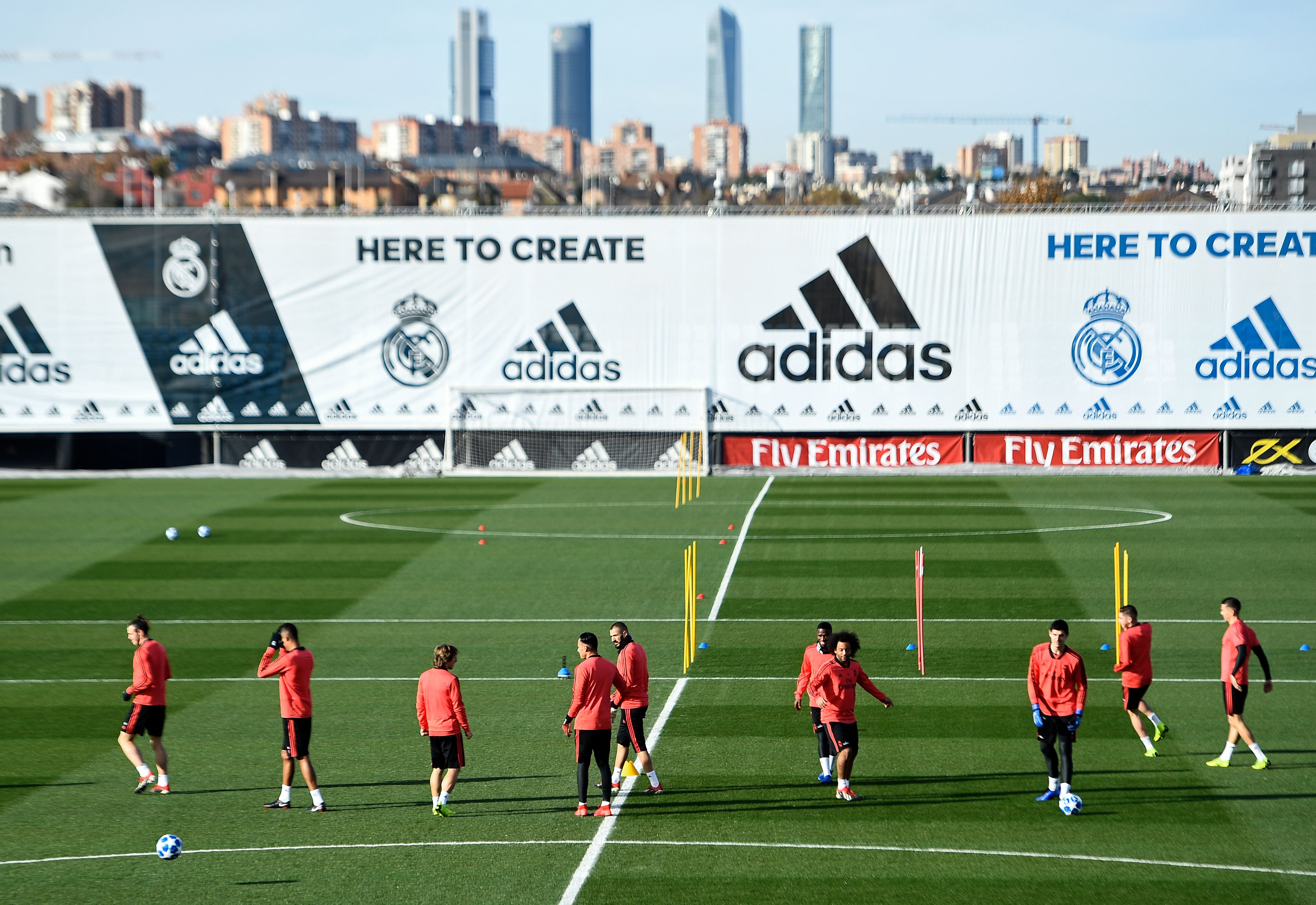 Real Madrid's players take part in a training session at the Ciudad Real Madrid training facilities at Madrid's suburb of Valdebebas on December 11, 2018, on the eve of the UEFA Champions League group G football match Real Madrid CF against PFC CSKA Moscow. (Photo by OSCAR DEL POZO / AFP)        (Photo credit should read OSCAR DEL POZO/AFP/Getty Images)