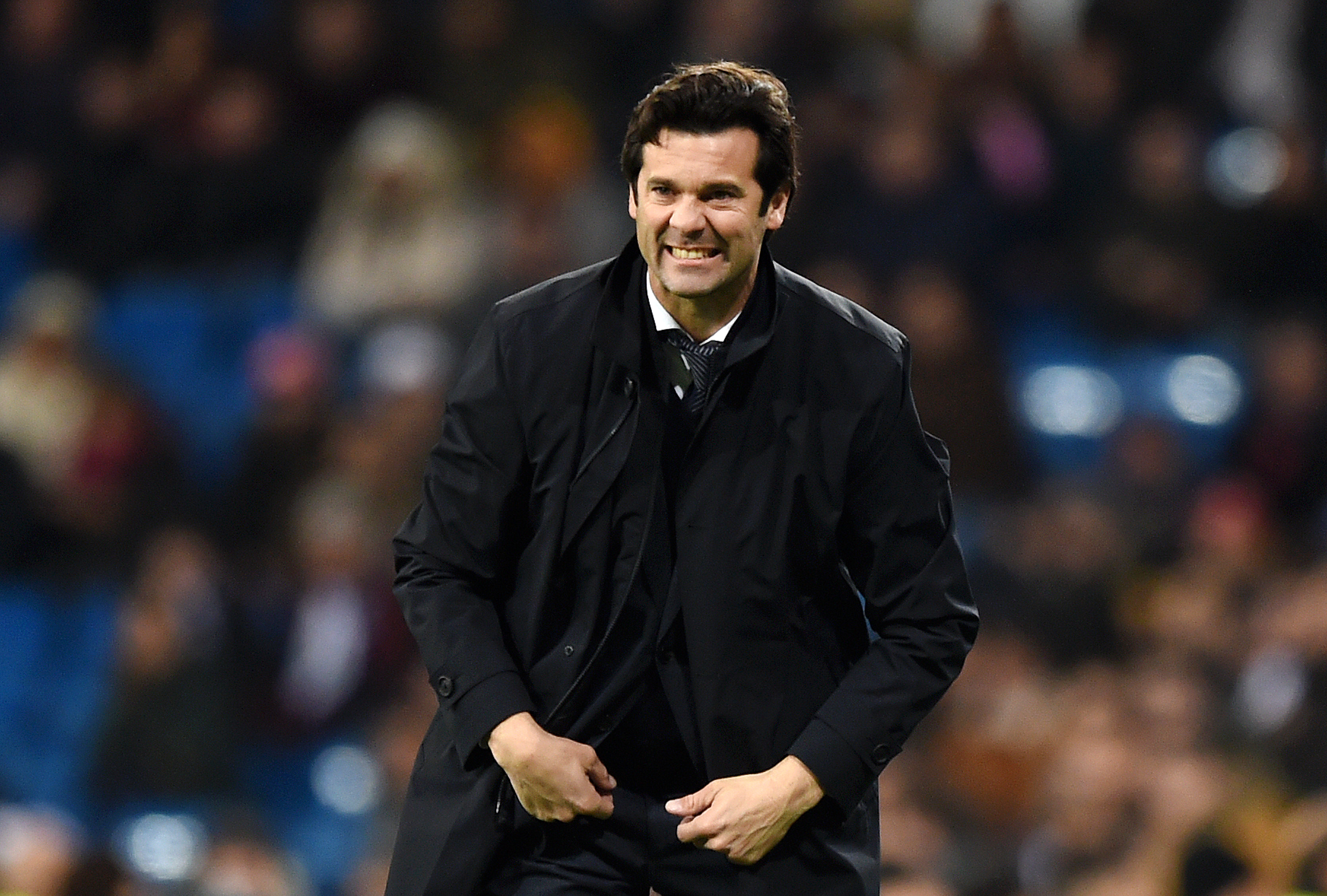 MADRID, SPAIN - DECEMBER 15:  Santiago Solari, Manager of Real Madrid looks on during the La Liga match between Real Madrid CF and Rayo Vallecano de Madrid at Estadio Santiago Bernabeu on December 15, 2018 in Madrid, Spain.  (Photo by Denis Doyle/Getty Images)