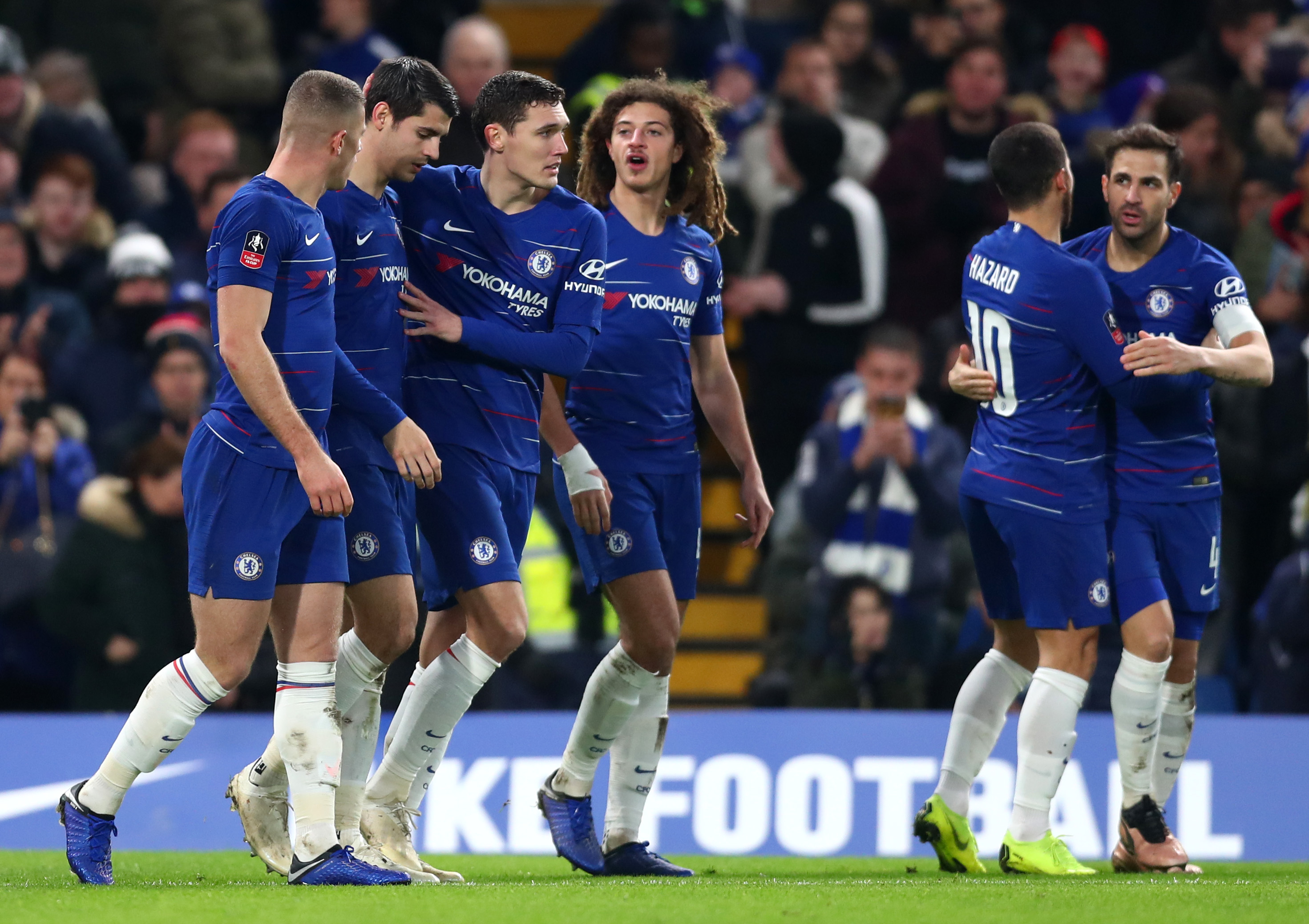 LONDON, ENGLAND - JANUARY 05:  Alvaro Morata of Chelsea celebrates with teammates after scoring his team's first goal during the FA Cup Third Round match between Chelsea and Nottingham Forest at Stamford Bridge on January 5, 2019 in London, United Kingdom.  (Photo by Clive Rose/Getty Images)