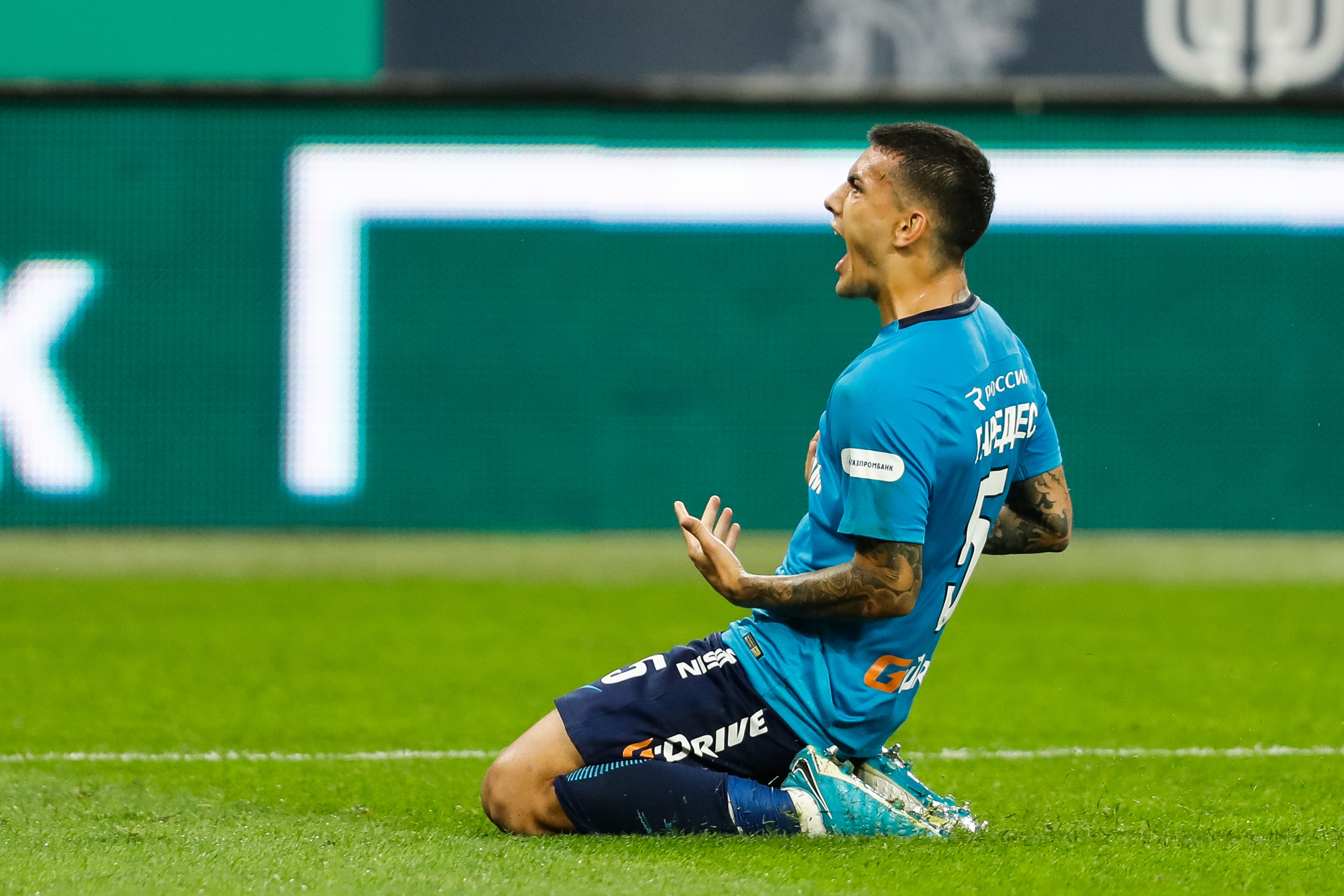 SAINT PETERSBURG, RUSSIA - AUGUST 13: Leandro Paredes of FC Zenit Saint Petersburg celebrates his goal during the Russian Football League match between FC Zenit St. Petersburg and FC Akhmat Grozny at Saint Petersburg Stadium on August 13, 2017 in Saint Petersburg, Russia. (Photo by Epsilon/Getty Images)