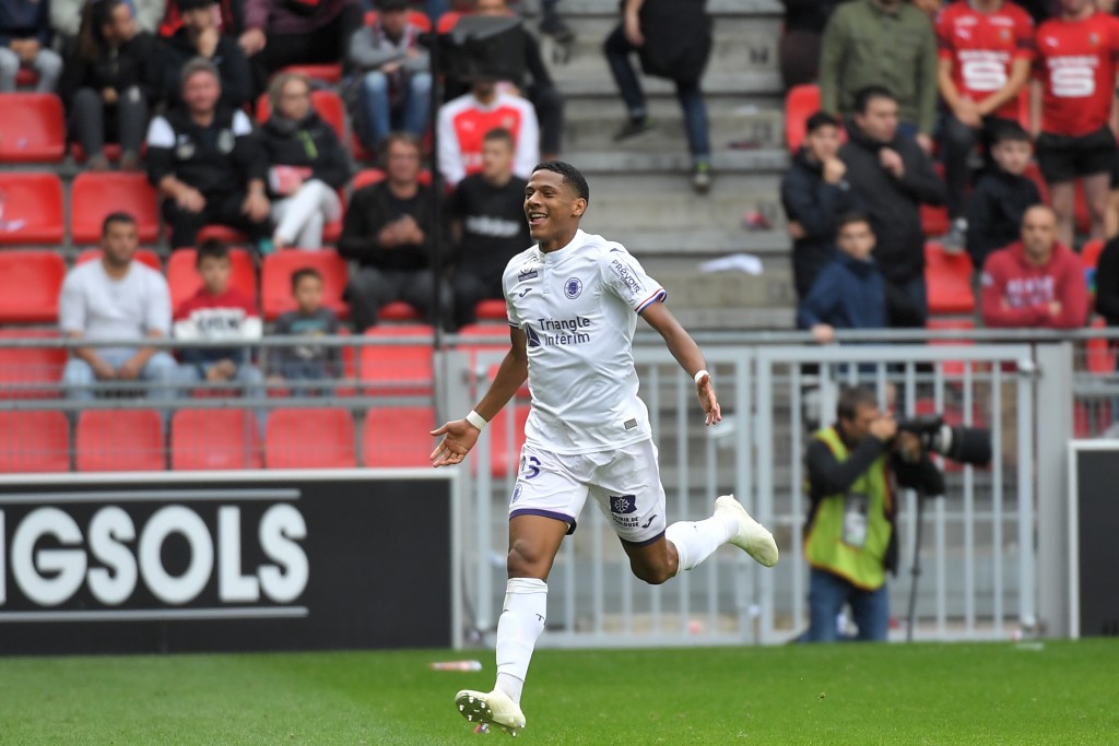 OGC Nice reluctant to sell Jean-Clair Todibo amid Tottenham, Manchester United links.