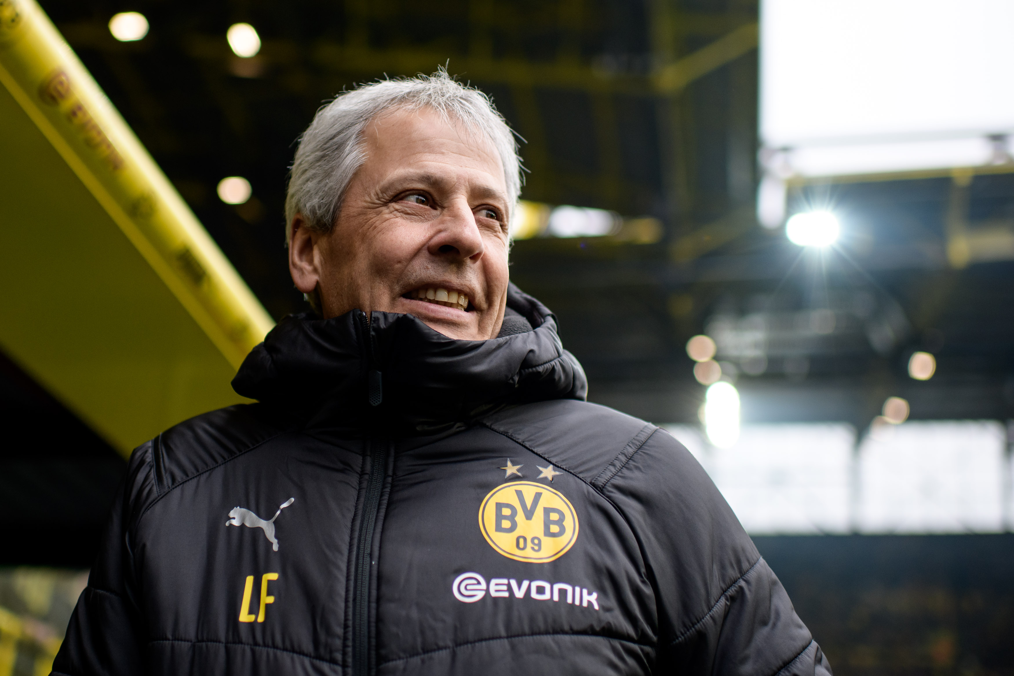 Dortmund head coach Lucien Favre is known to put his trust in youngsters (Photo by Jörg Schüler/Getty Images)