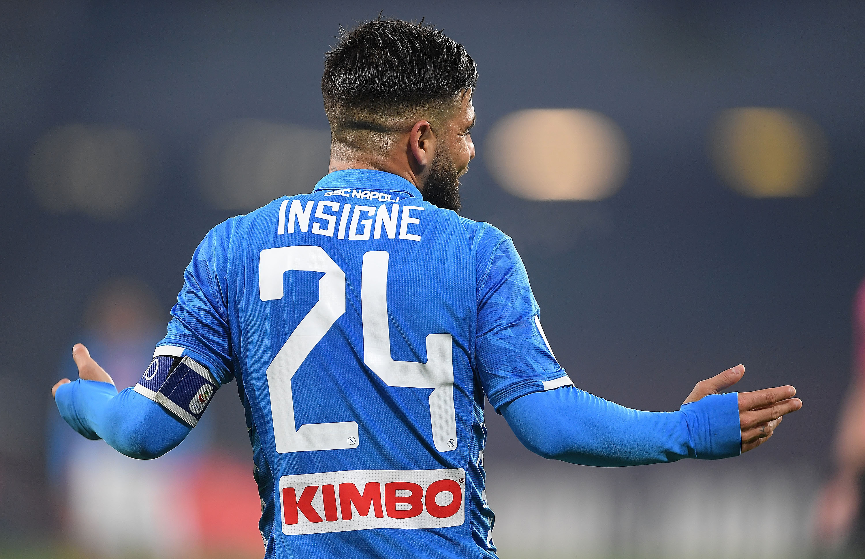 NAPLES, ITALY - JANUARY 13:  Lorenzo Insigne of SSC Napoli in action during the Coppa Italia match between SSC Napoli and US Sassuolo at Stadio San Paolo on January 13, 2019 in Naples, Italy.  (Photo by Francesco Pecoraro/Getty Images)