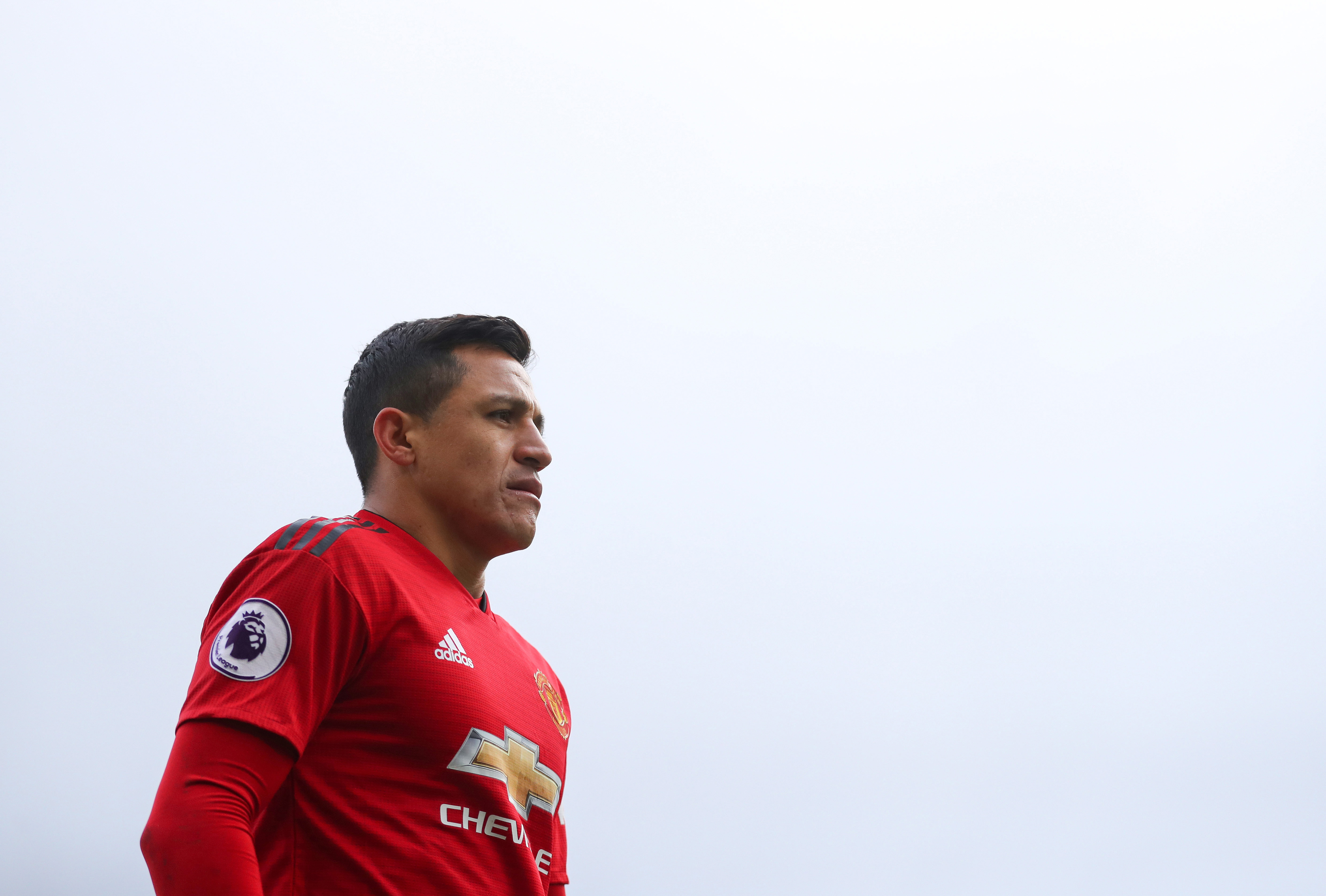 LONDON, ENGLAND - FEBRUARY 09:  Alexis Sanchez of Manchester United during the Premier League match between Fulham FC and Manchester United at Craven Cottage on February 09, 2019 in London, United Kingdom. (Photo by Catherine Ivill/Getty Images)