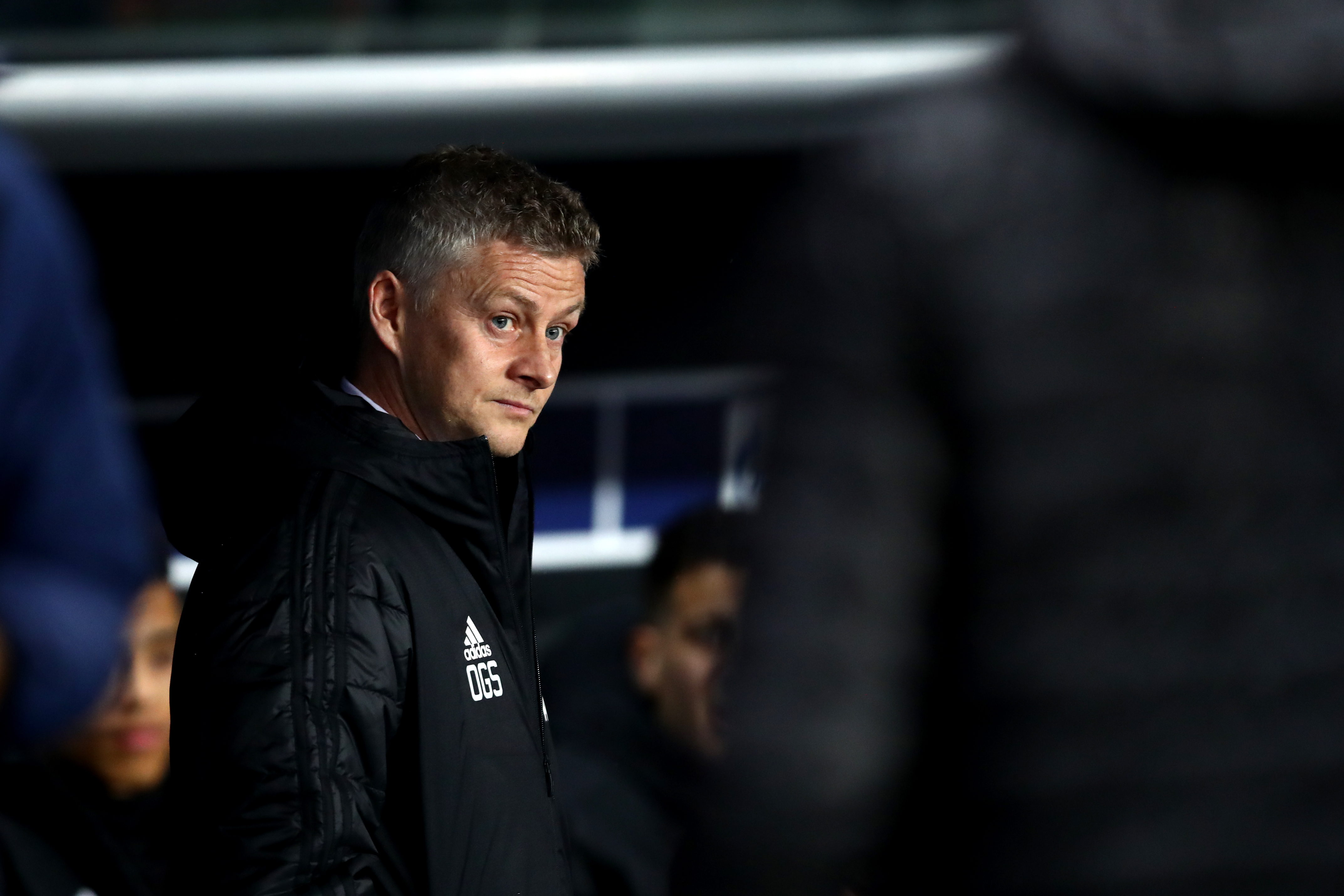 PARIS, FRANCE - MARCH 06:  Ole Gunnar Solskjaer, Manager of Manchester United during the UEFA Champions League Round of 16 Second Leg match between Paris Saint-Germain and Manchester United at Parc des Princes on March 06, 2019 in Paris, . (Photo by Julian Finney/Getty Images)